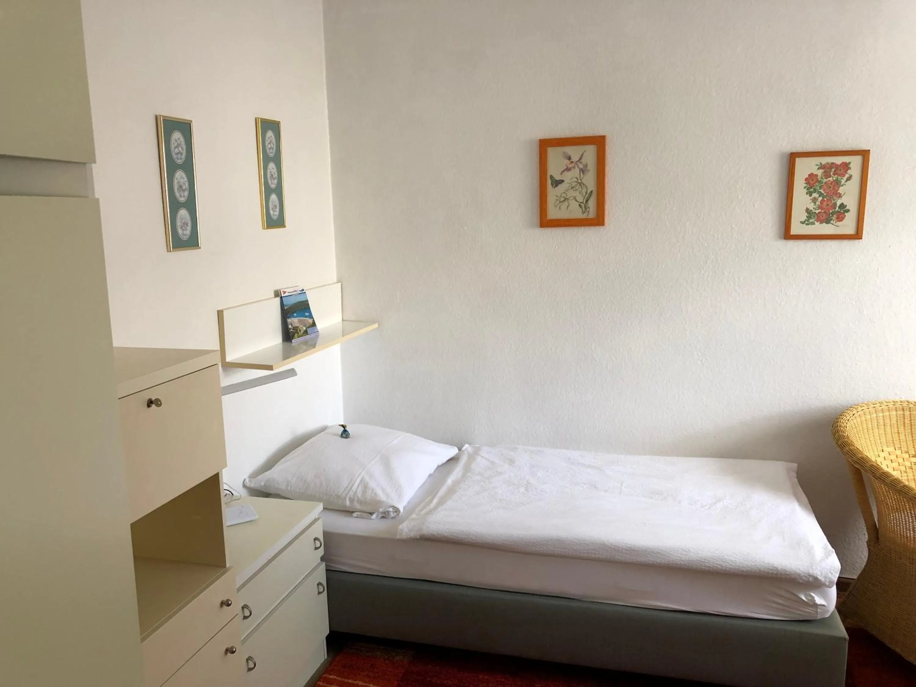 Bed in Hotel Del Sol