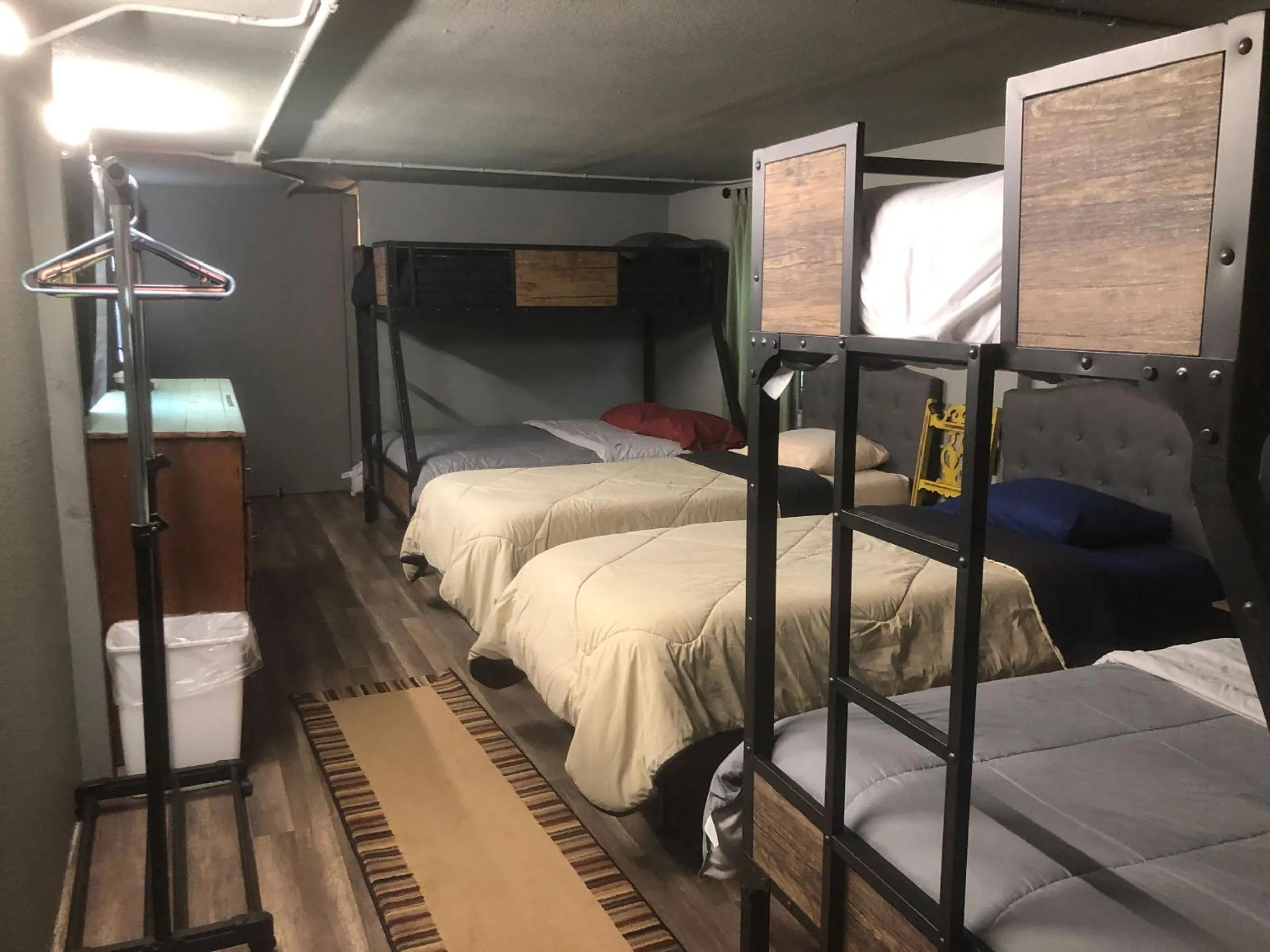 Bedroom, Bed in Uncle Nicolai's Inn B&B