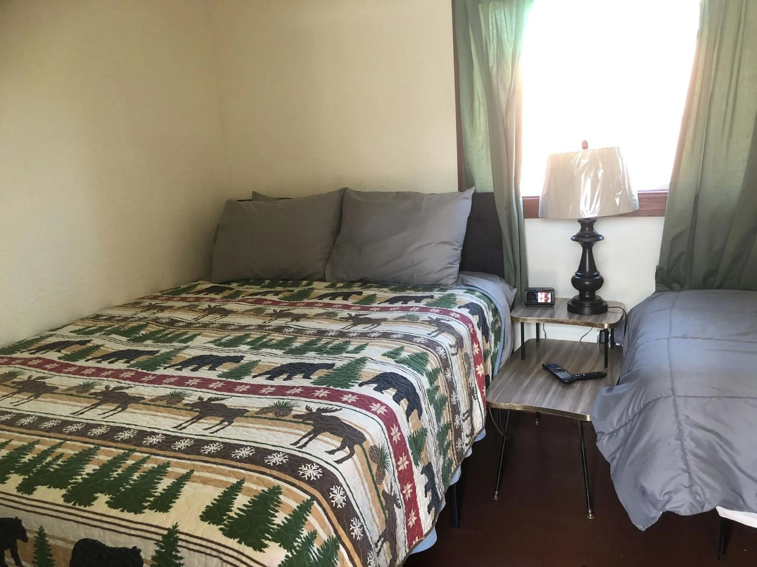 Bed in Uncle Nicolai's Inn B&B