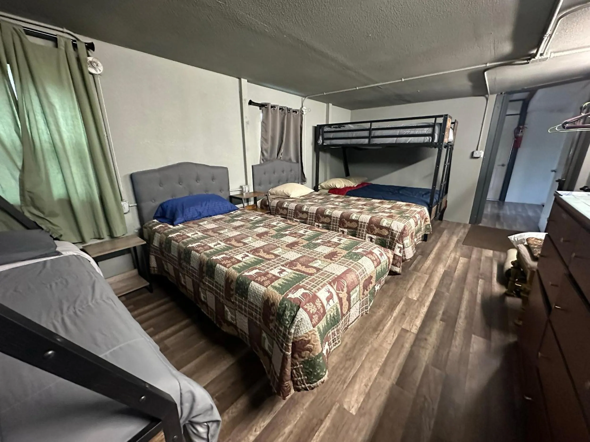 Bed in Uncle Nicolai's Inn B&B