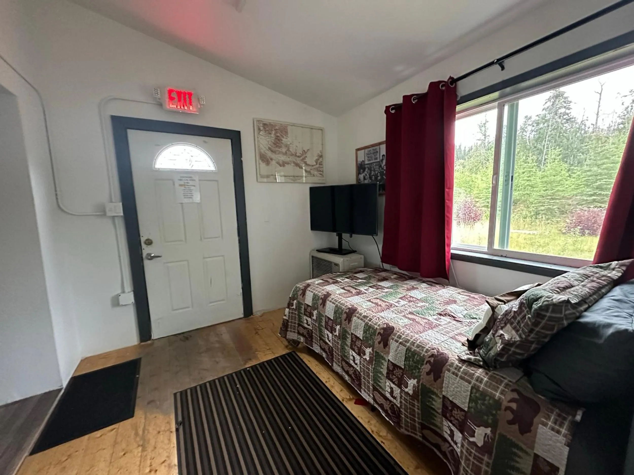 Bed in Uncle Nicolai's Inn B&B