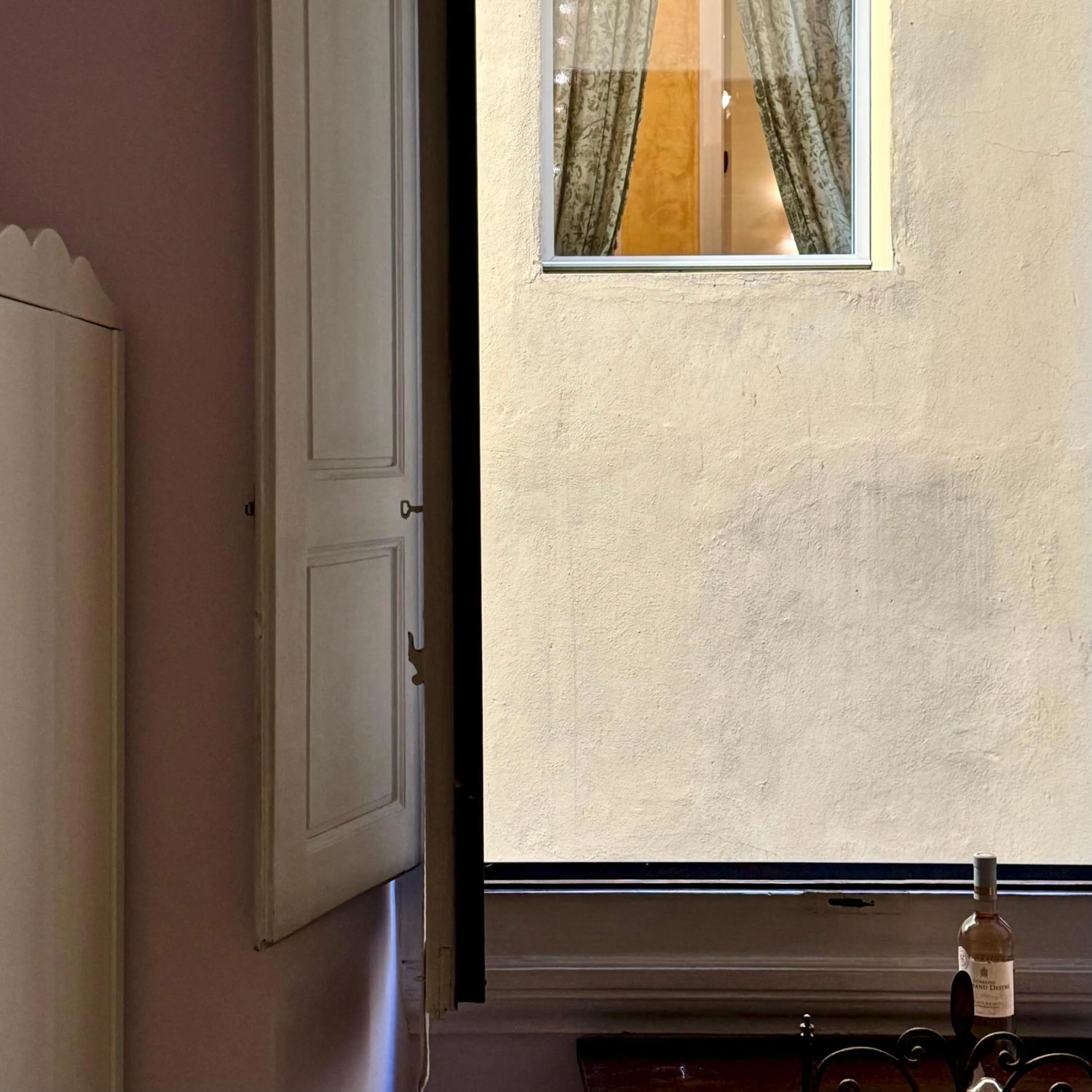 Street view in Hotel Cestelli