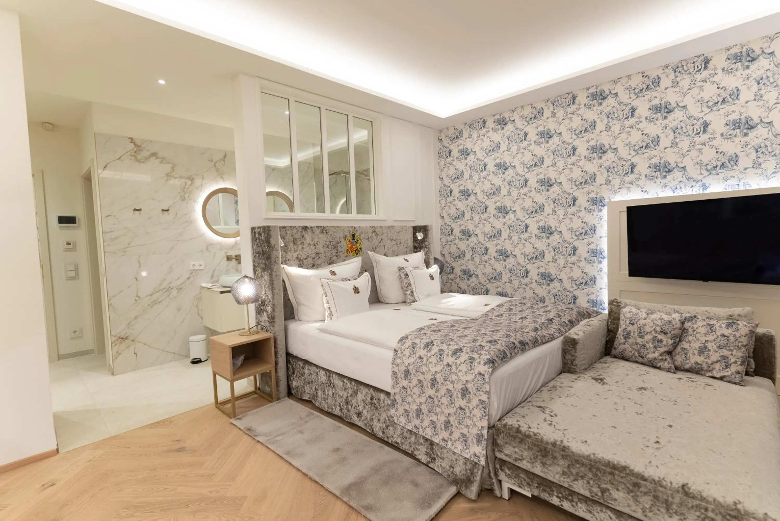 Bed in SCHLOSSRESIDENZ - Boutique Apartments & Hotel Suiten