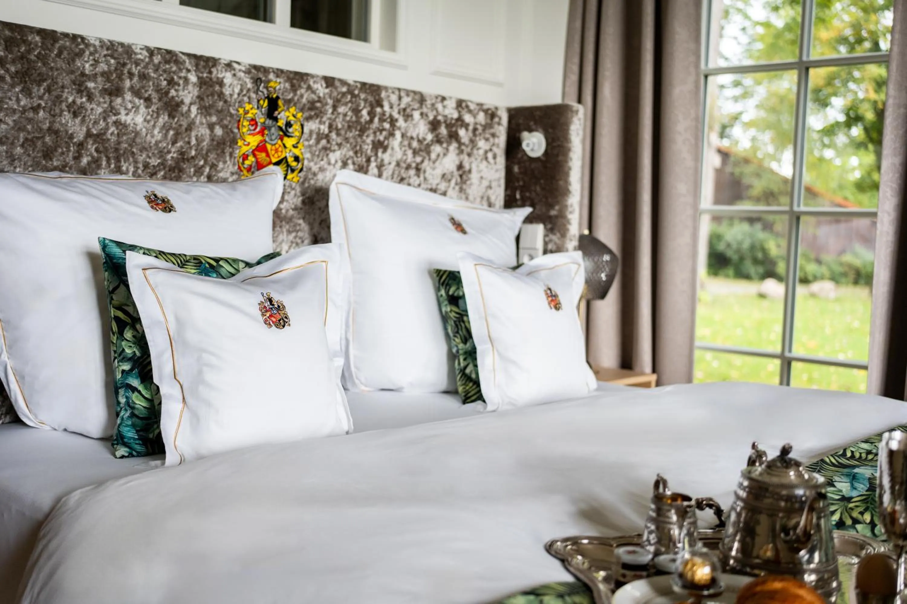 Bed in SCHLOSSRESIDENZ - Boutique Apartments & Hotel Suiten