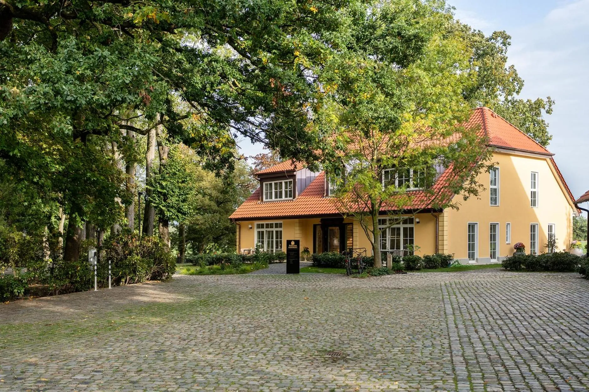 Facade/entrance in SCHLOSSRESIDENZ - Boutique Apartments & Hotel Suiten