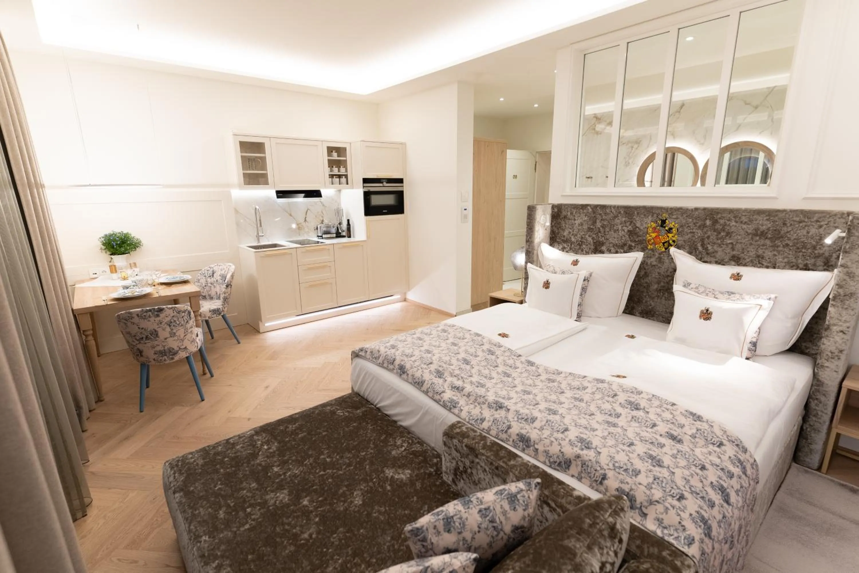 Bed in SCHLOSSRESIDENZ - Boutique Apartments & Hotel Suiten