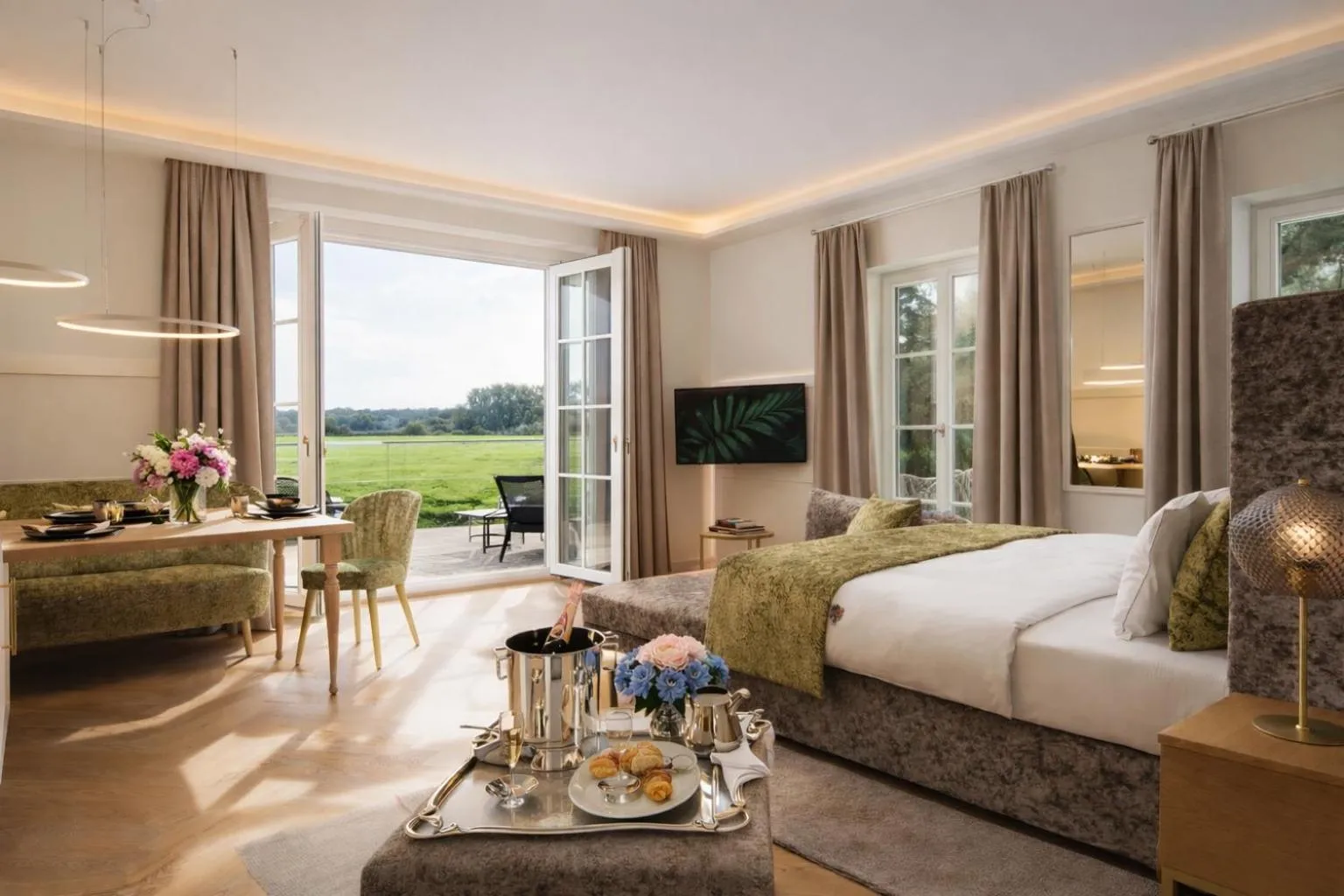 Photo of the whole room in SCHLOSSRESIDENZ - Boutique Apartments & Hotel Suiten