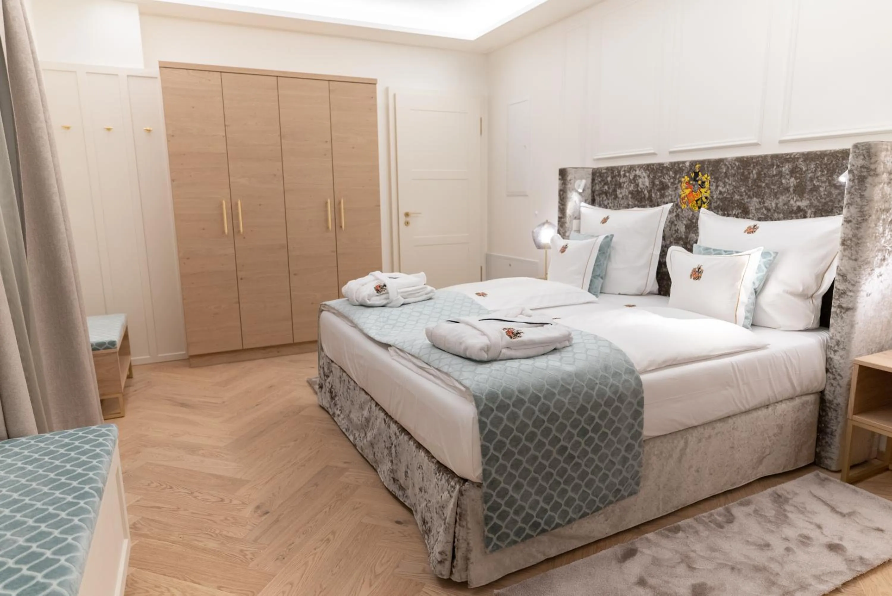 Bed in SCHLOSSRESIDENZ - Boutique Apartments & Hotel Suiten