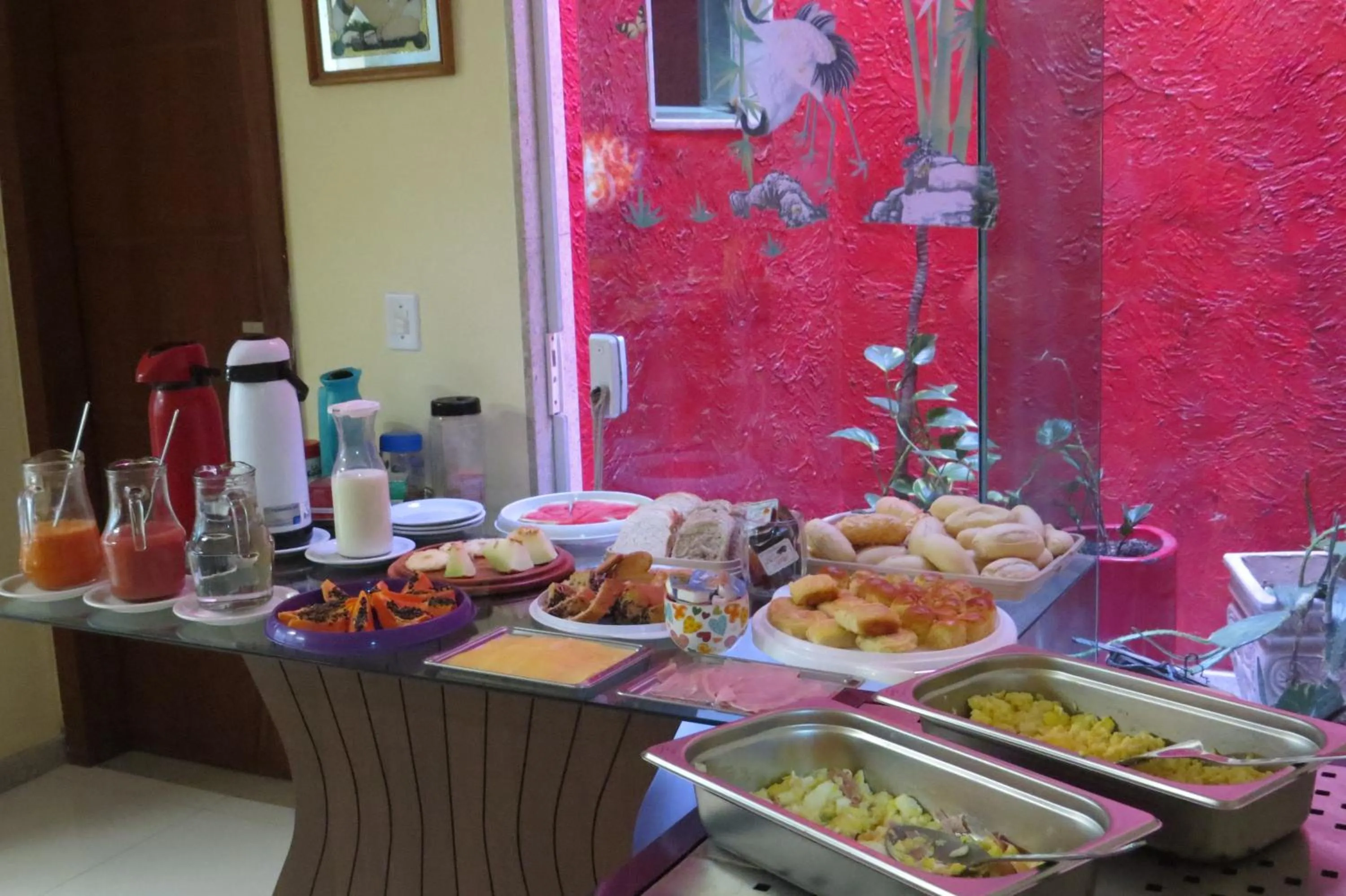 Breakfast in MDJ Suítes