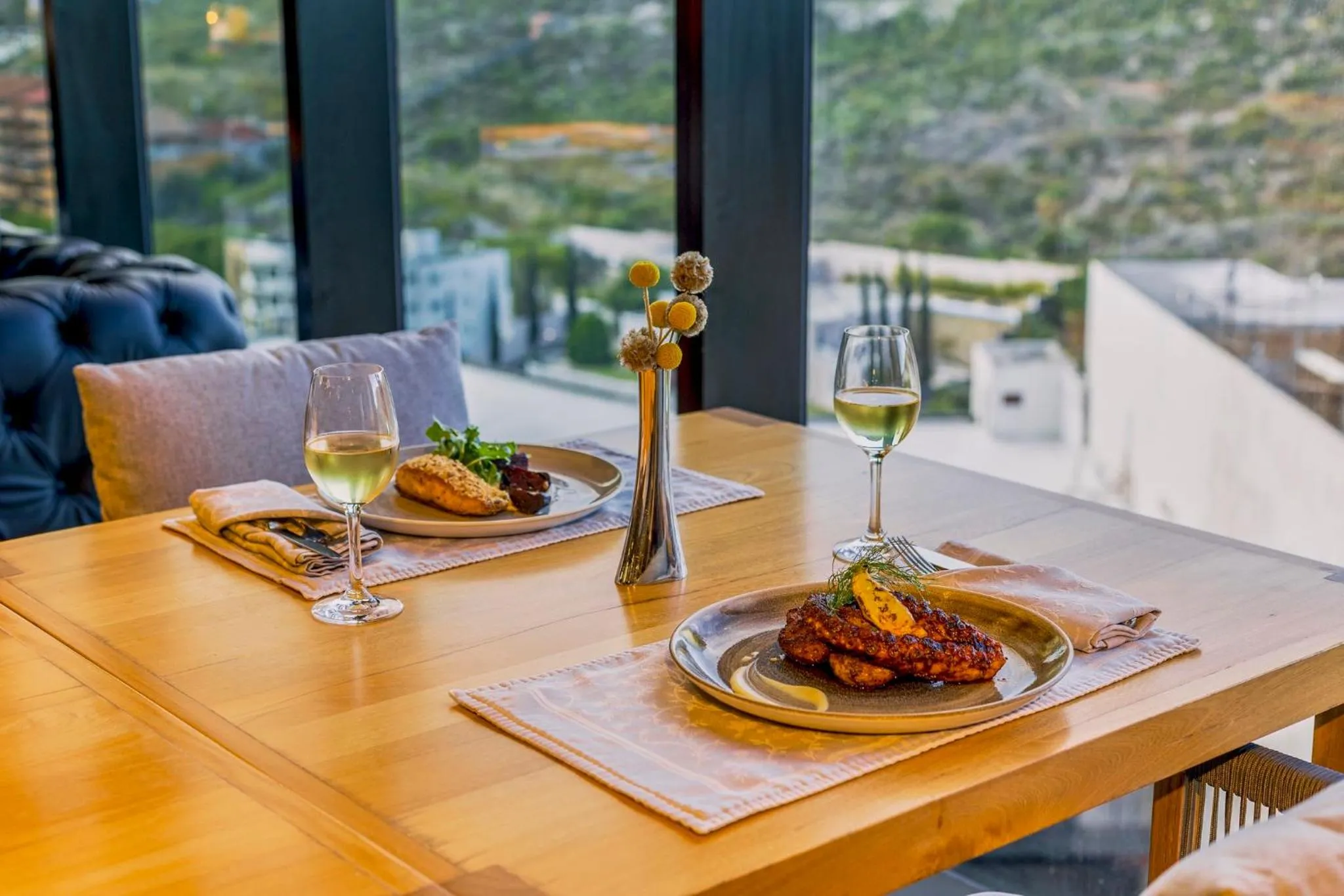 Restaurant/places to eat in Live Aqua Monterrey