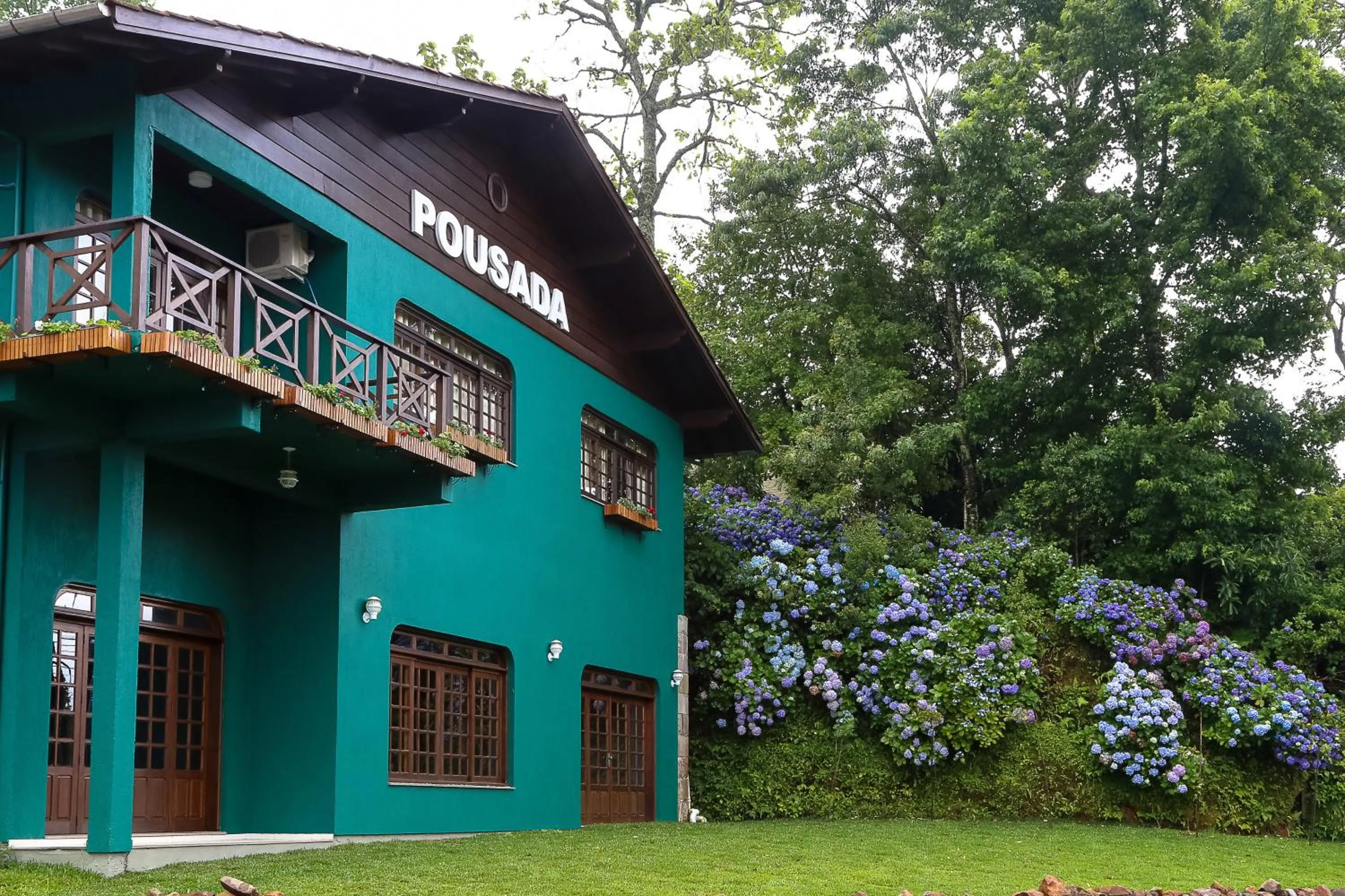 Facade/entrance in Pousada Três Pinheiros