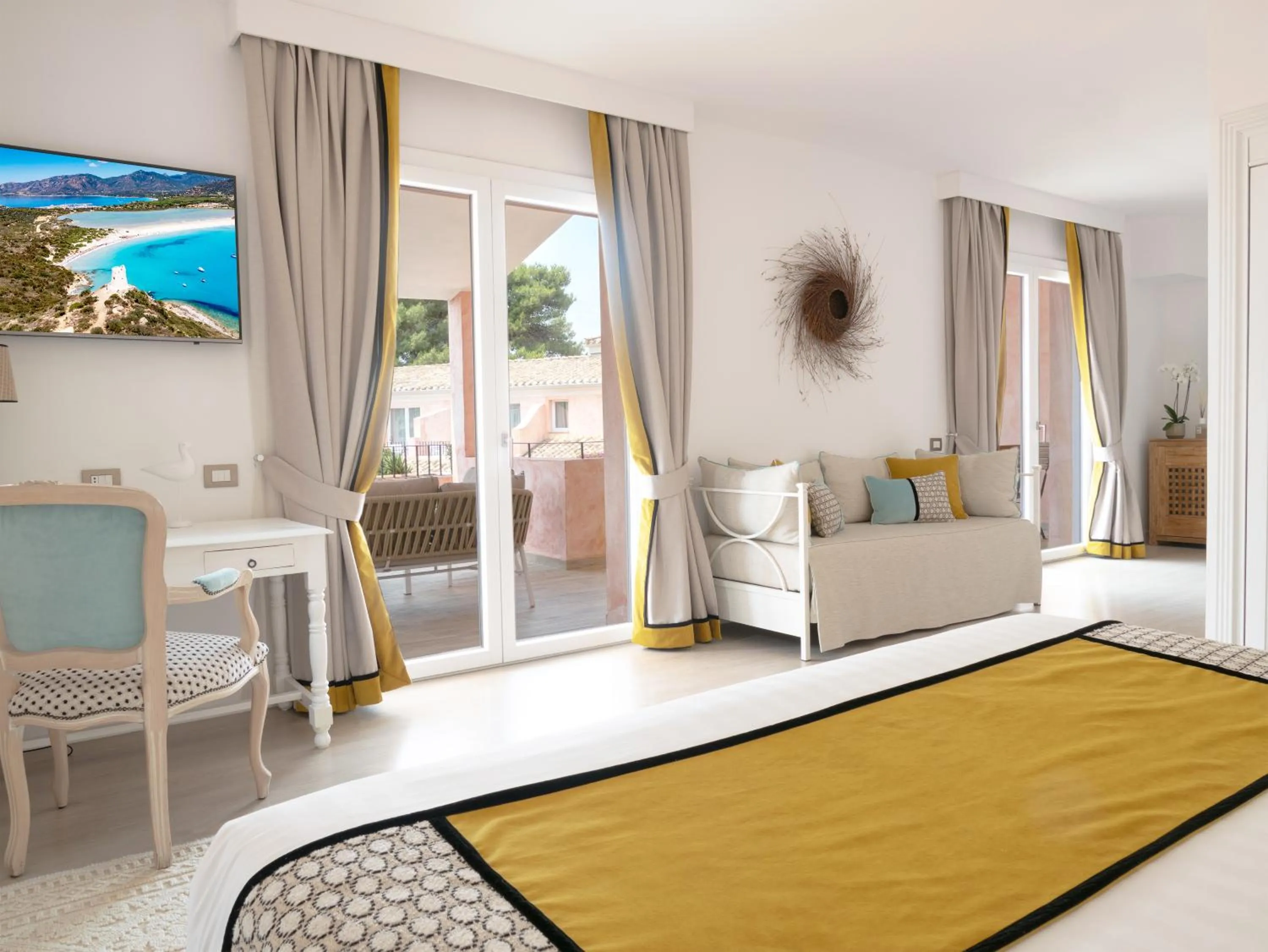 Bedroom, Bed in Hotel Cala Caterina