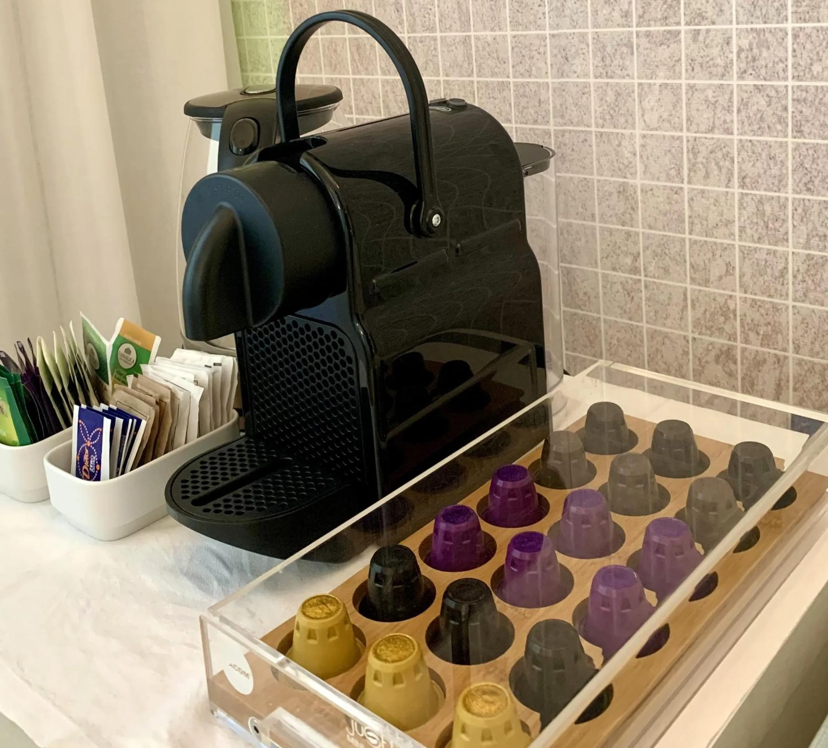 Coffee/tea facilities in Hotel Cala Caterina