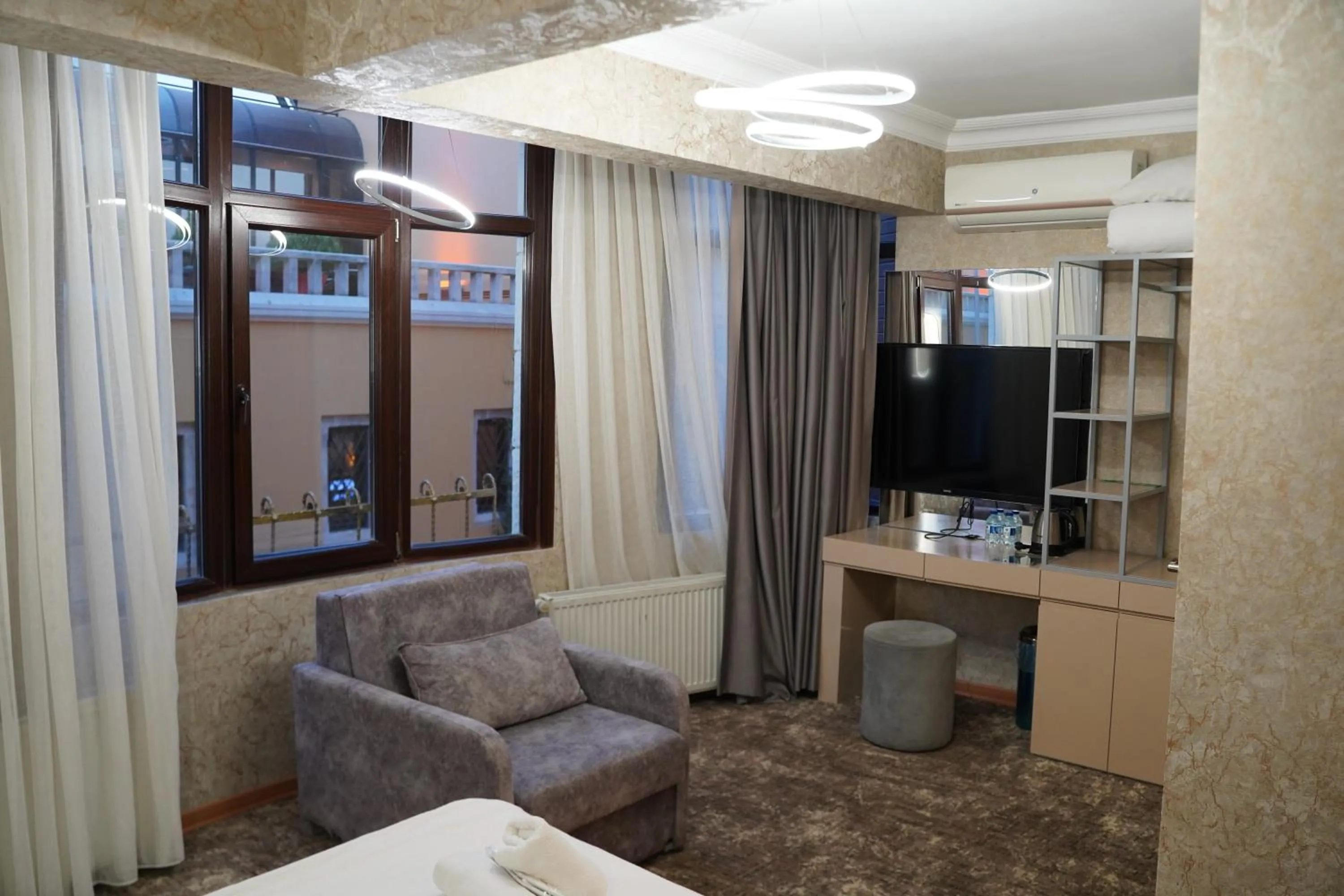 Photo of the whole room in Turk Art Hotel