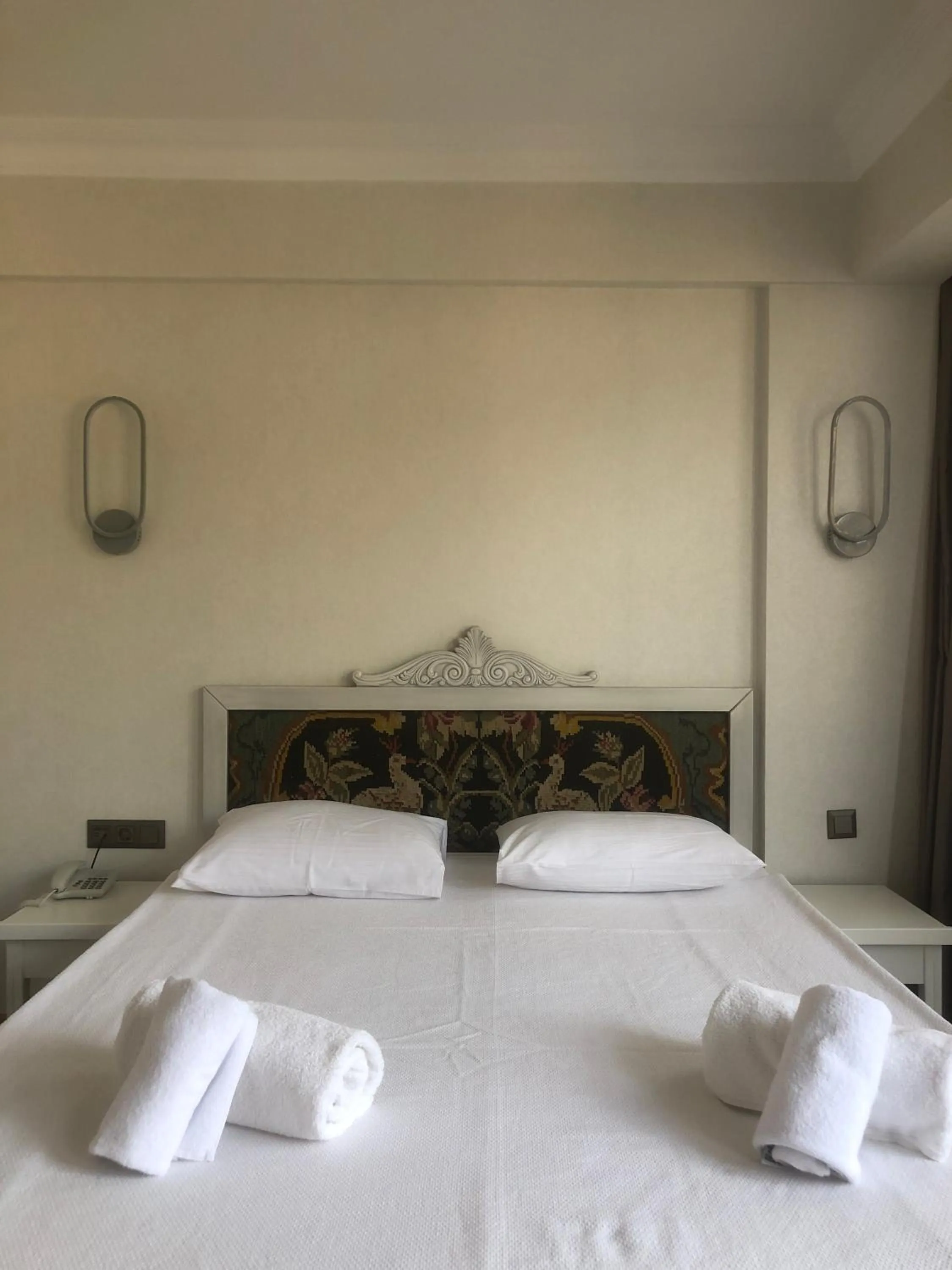 Bed in Turk Art Hotel
