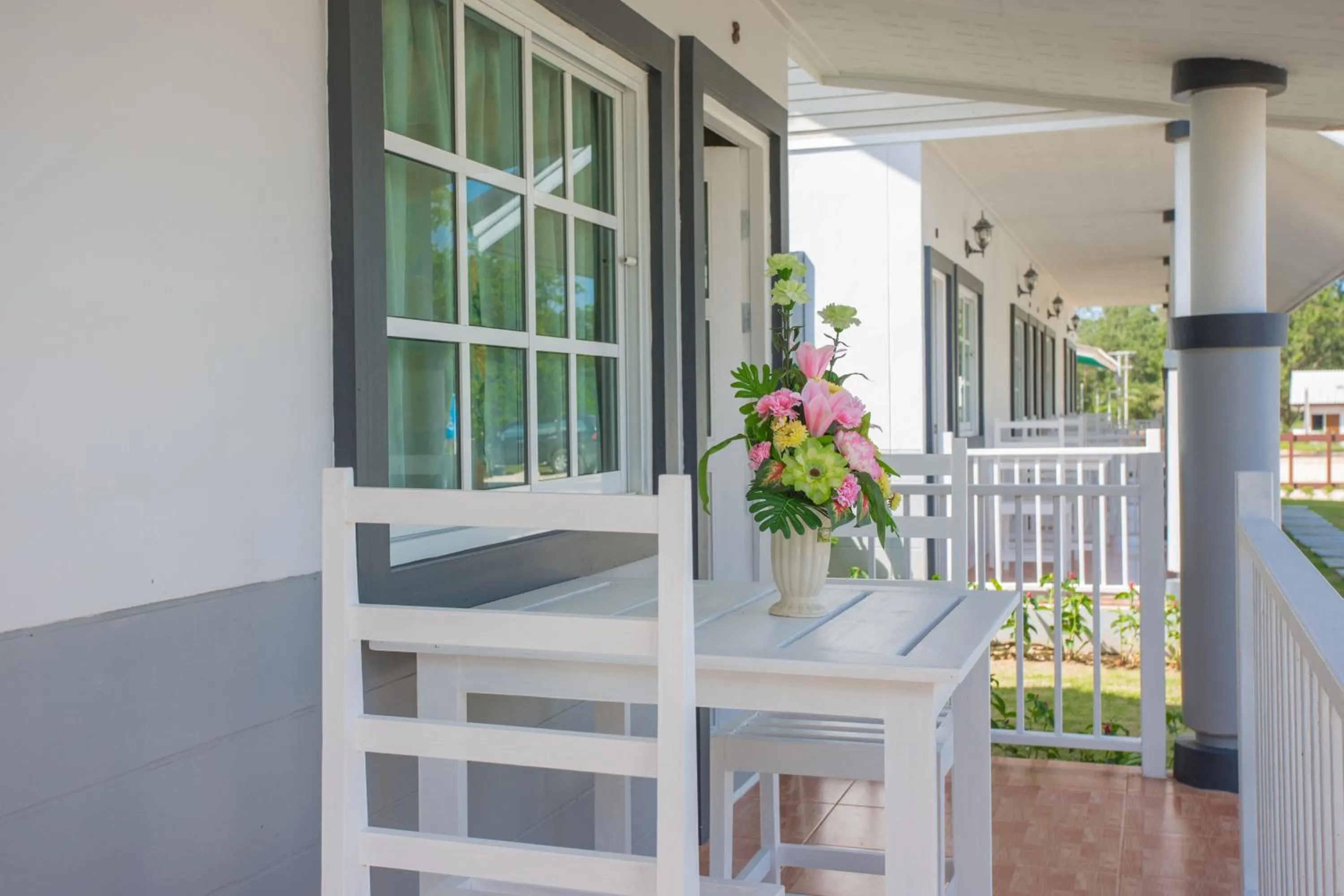 Day in Suksompong Resort