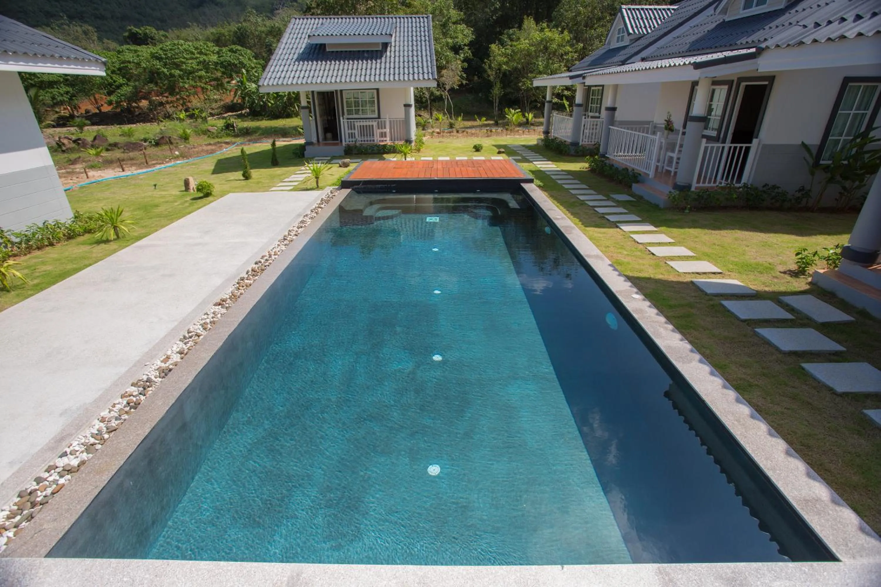 Staff in Suksompong Resort