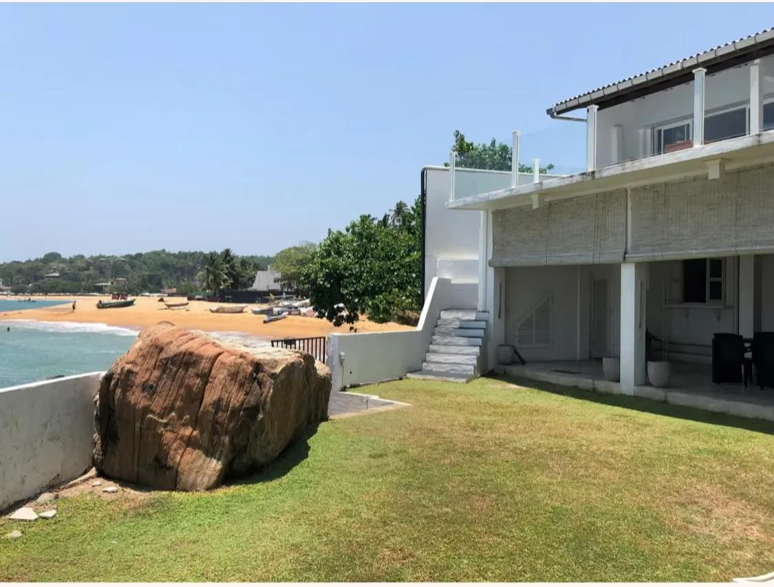 Galle Henna Beach House