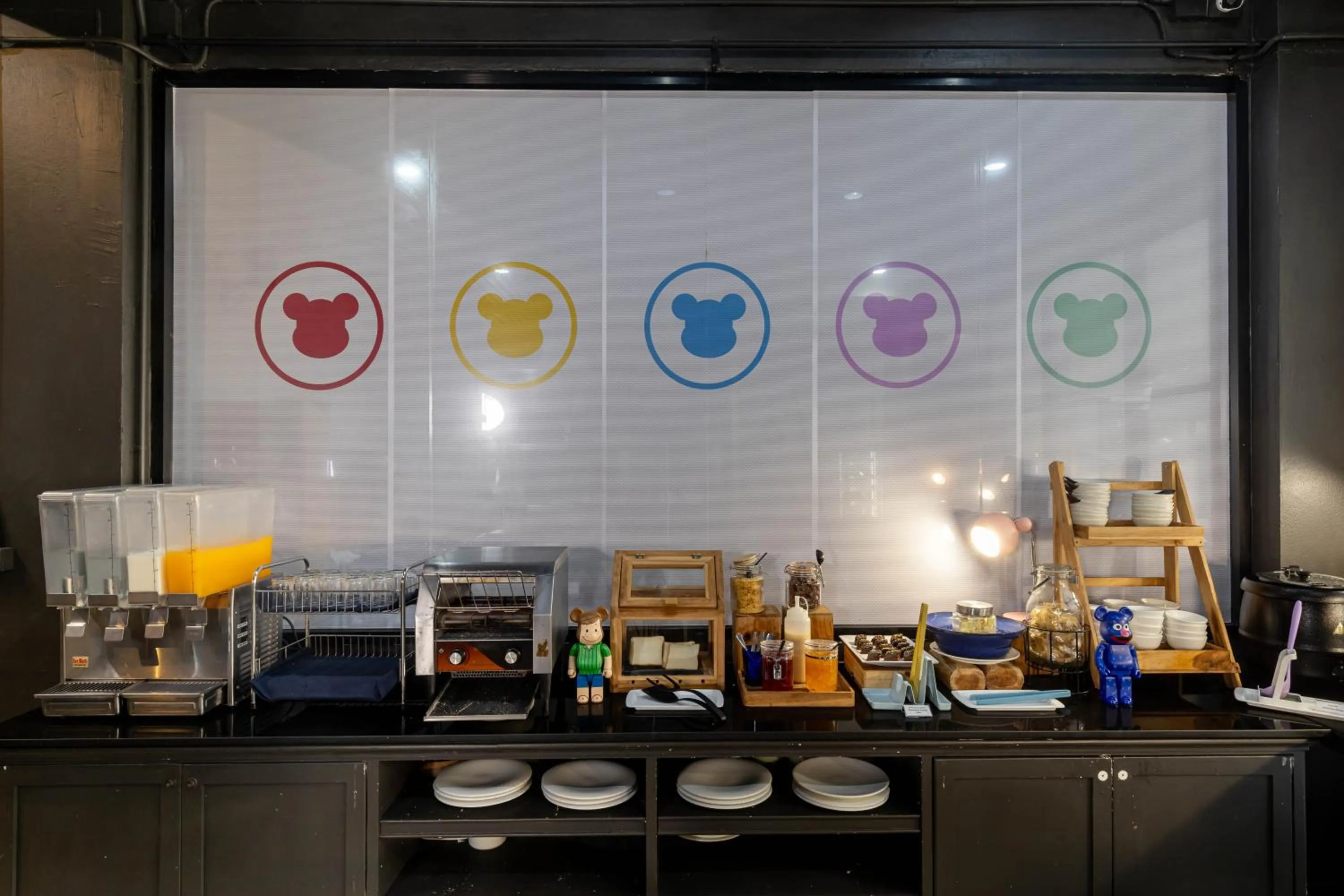 Restaurant/places to eat in The Core Street By Stay Now - SHA Plus