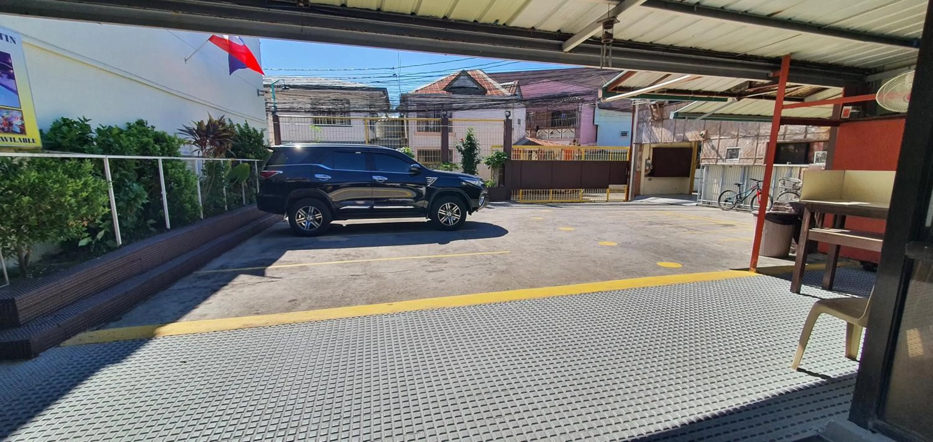 Parking in Cool Martin Family Hotel and Resort