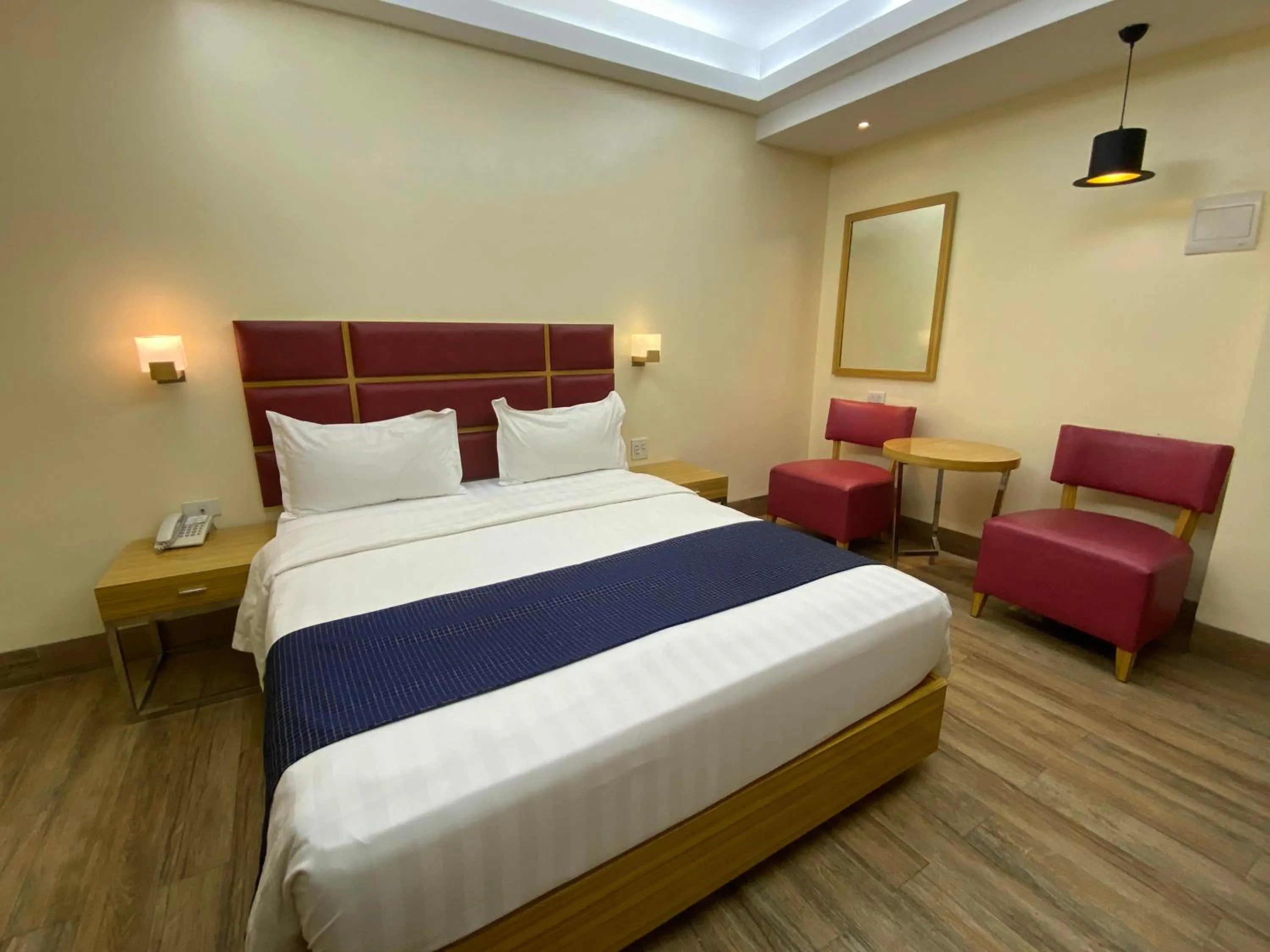 Bed in Sun Star Grand Hotel