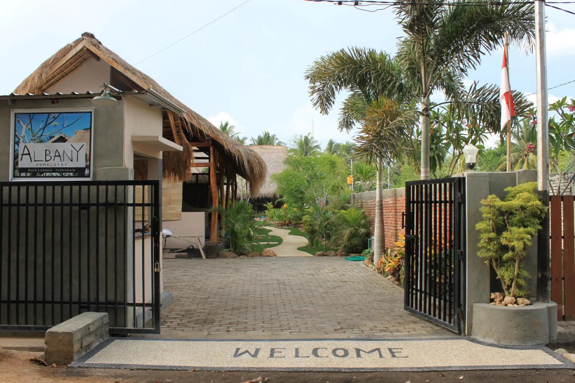 Facade/entrance in Albany Home Stay
