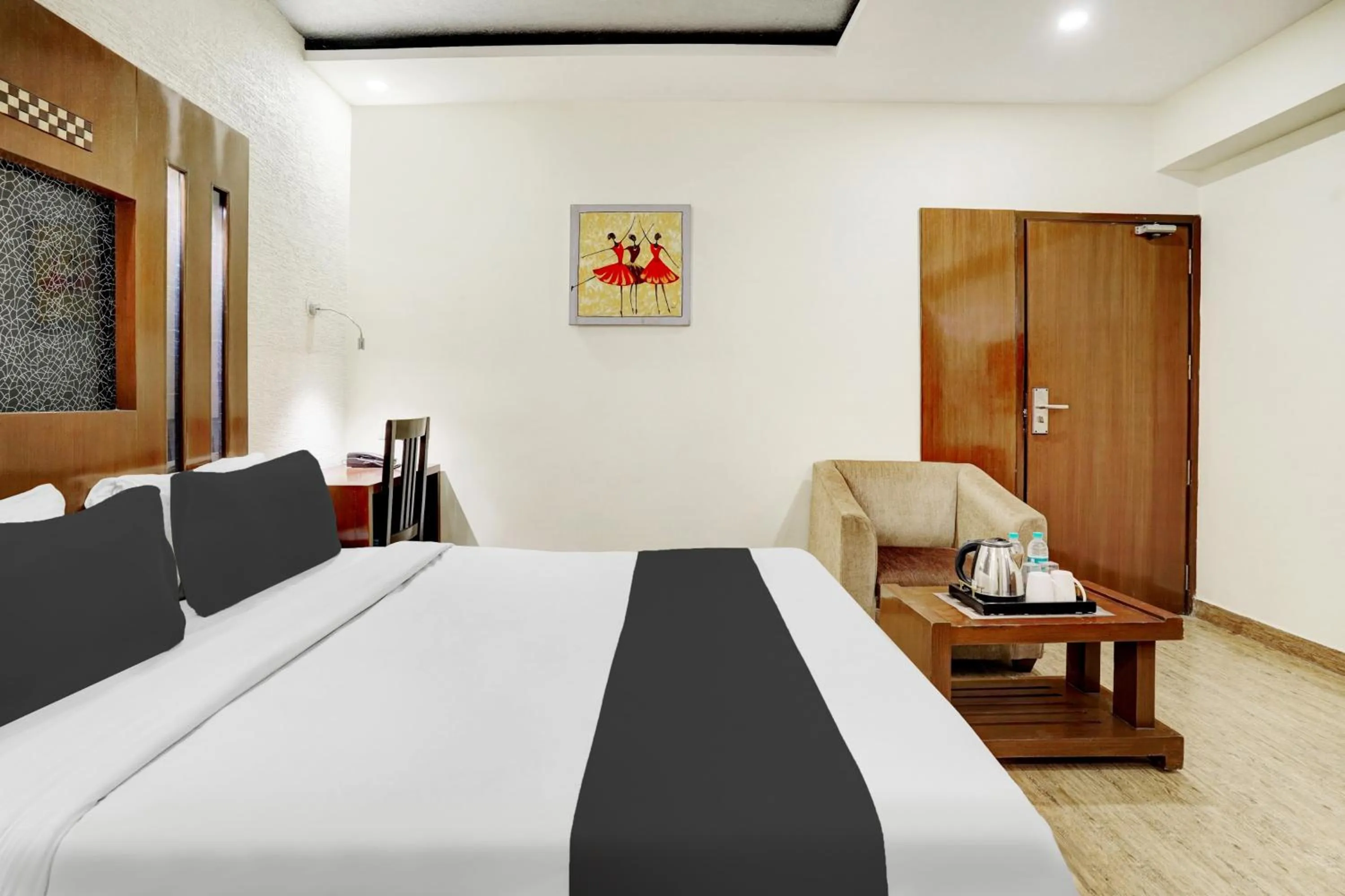 Bedroom, Bed in Super Townhouse Koramangala
