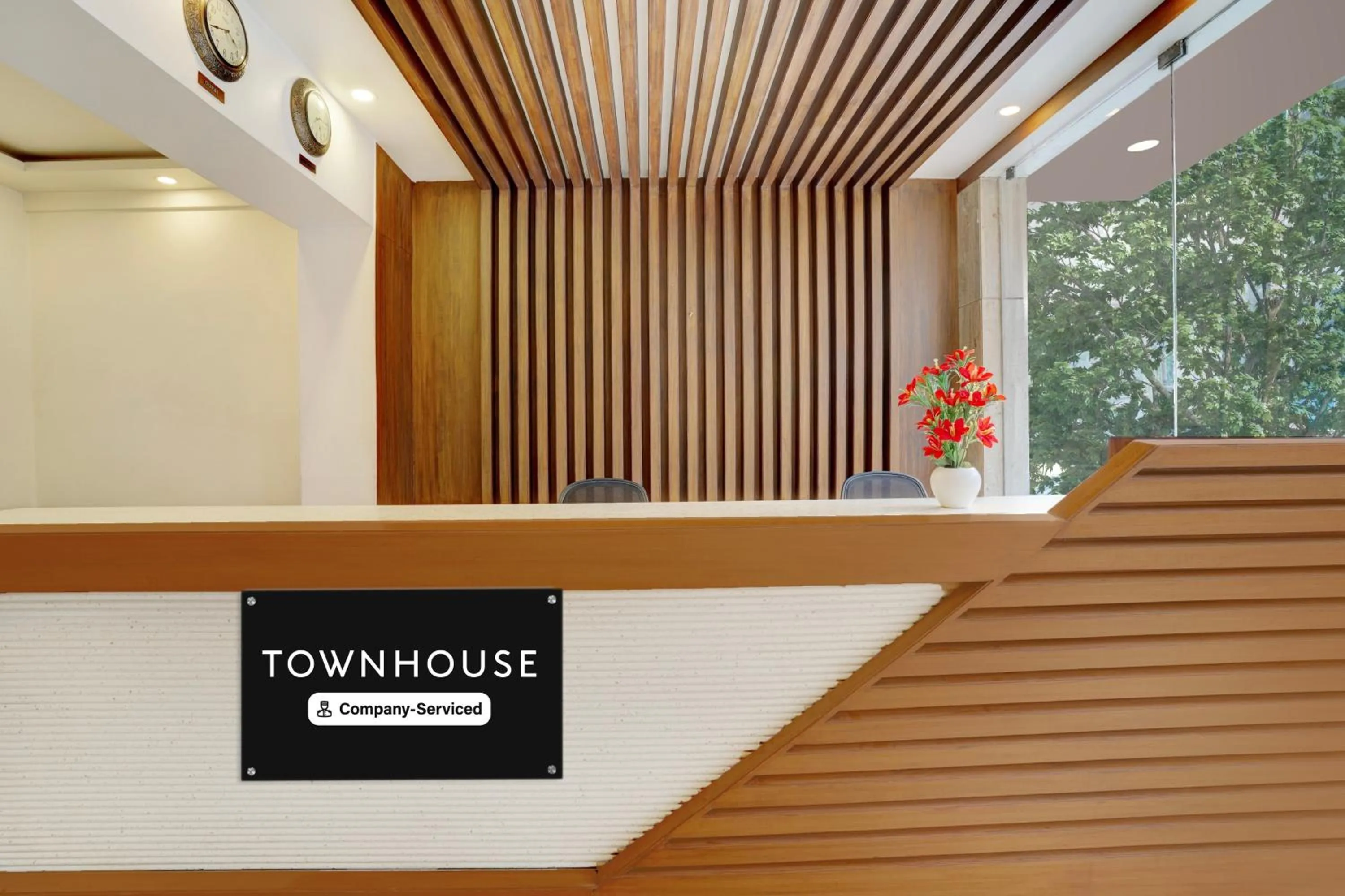 Lobby or reception in Super Townhouse Koramangala