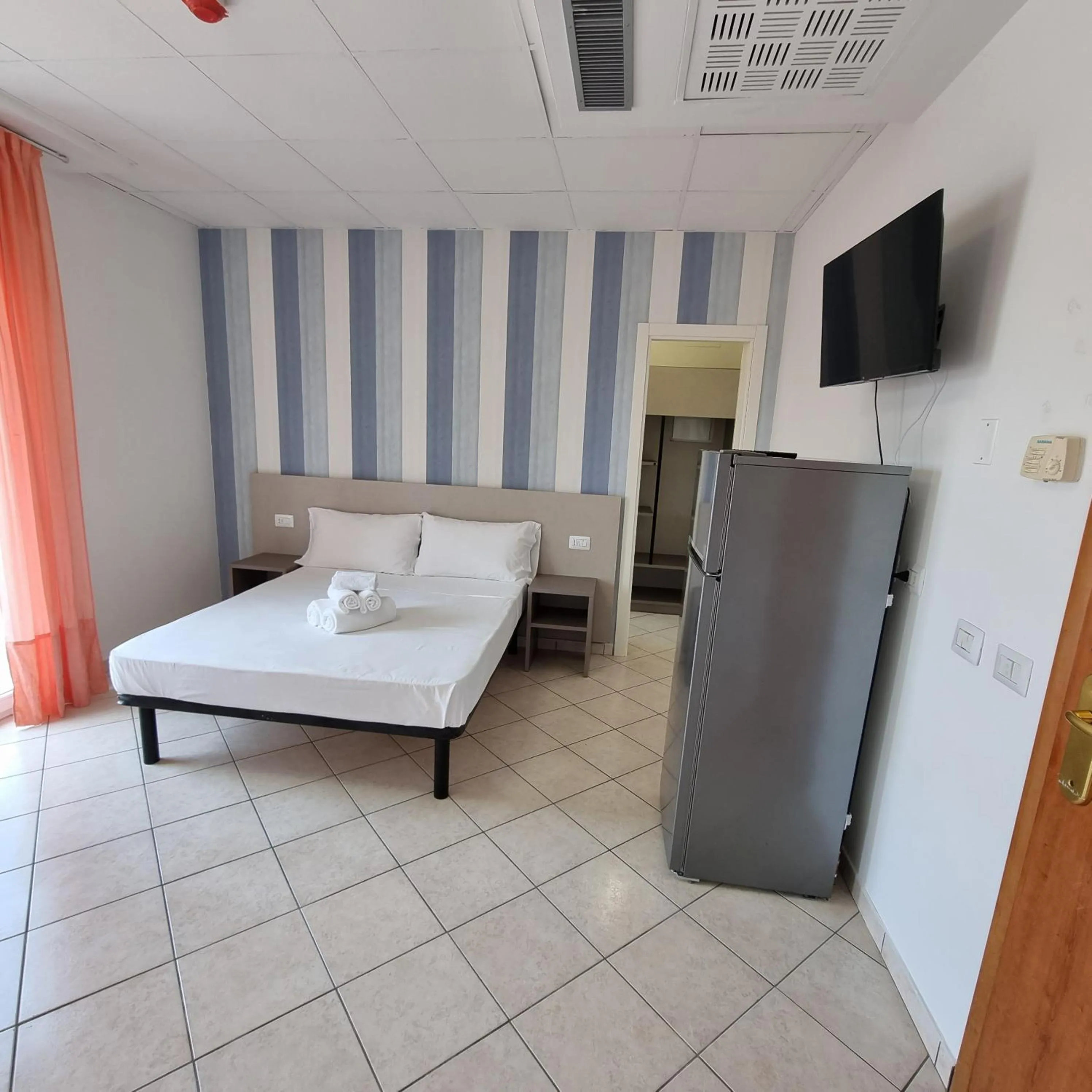 Photo of the whole room, Bed in Residence Mare