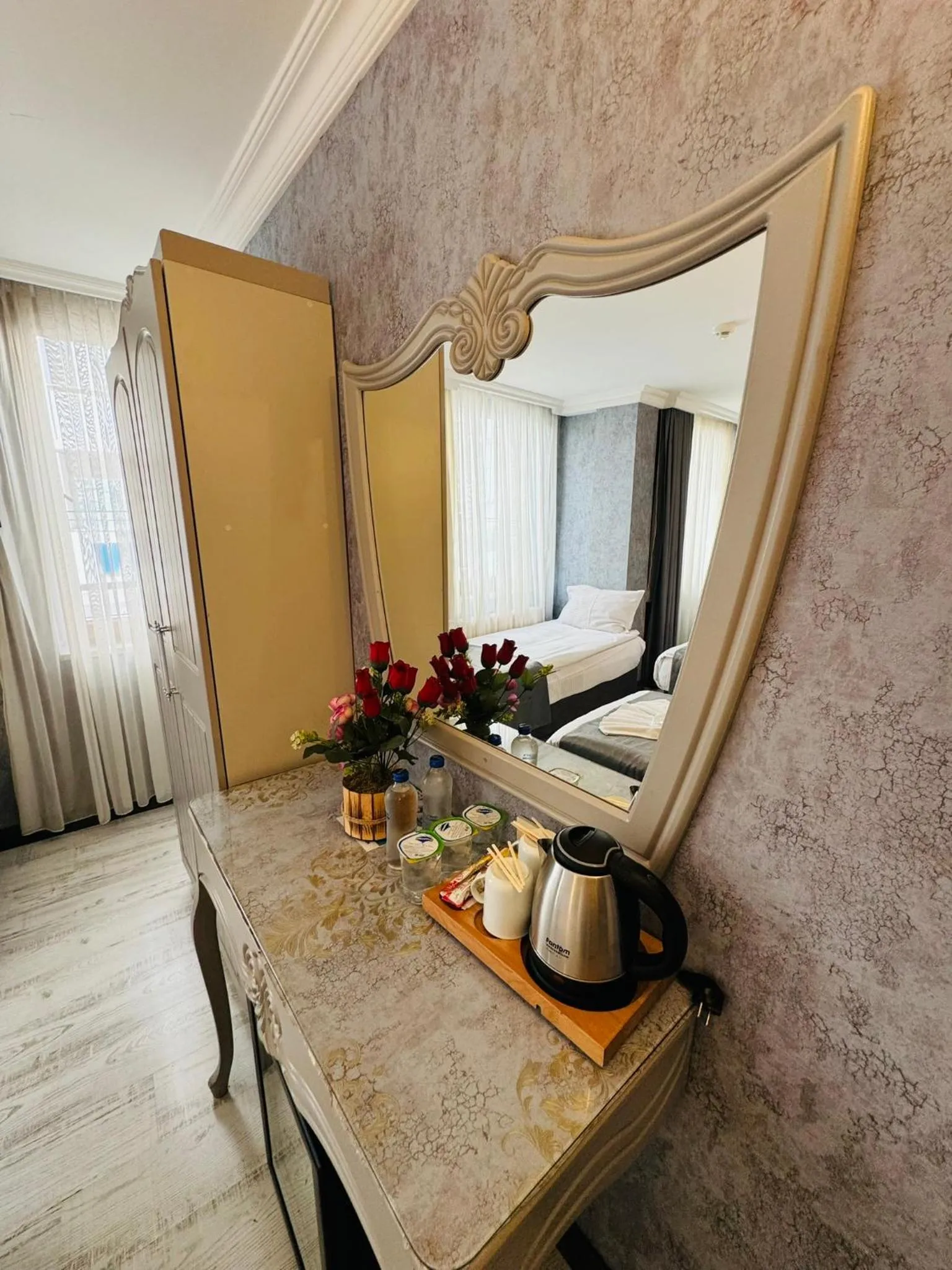 Coffee/tea facilities in Old City Viva Hotel