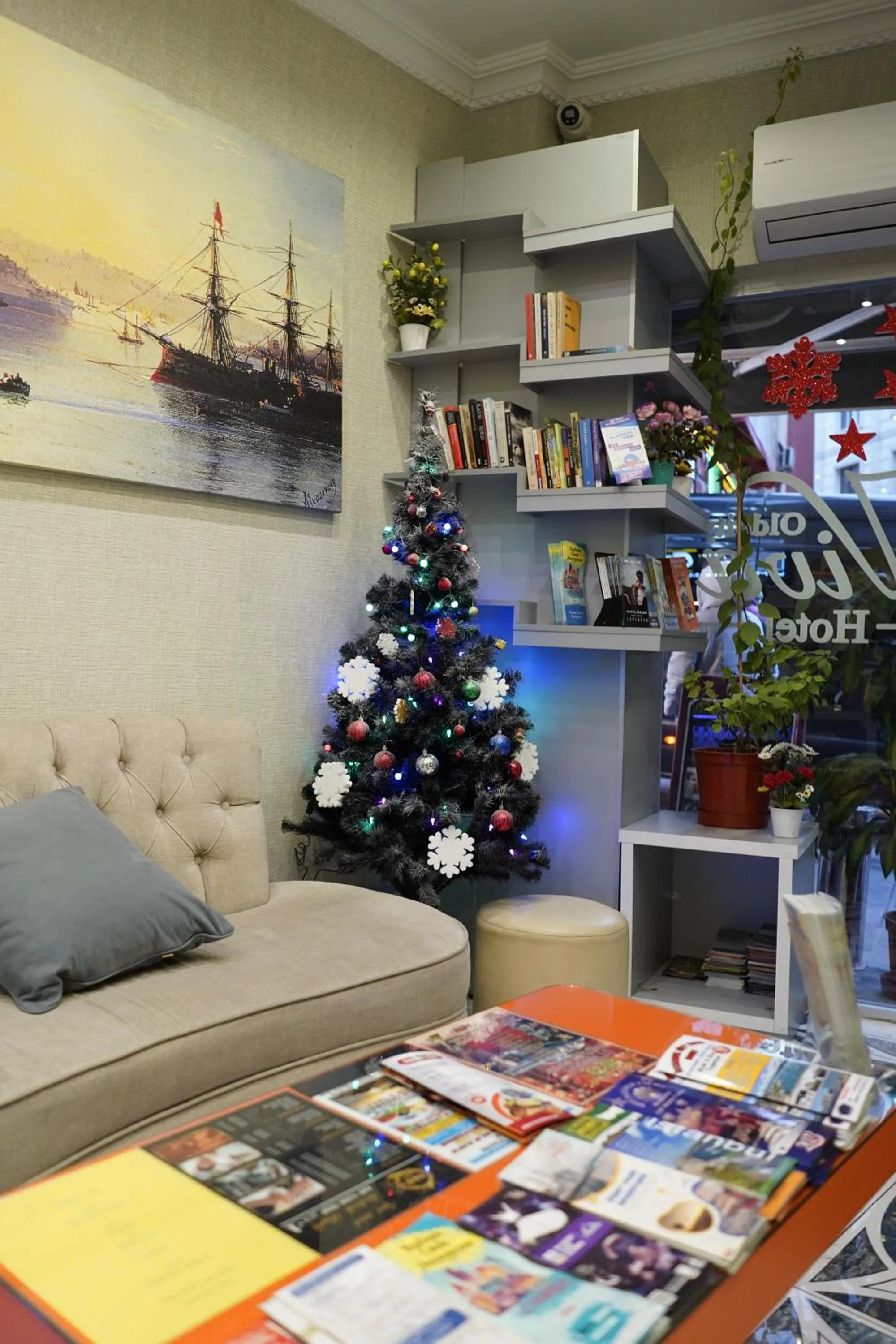 Lobby or reception in Old City Viva Hotel