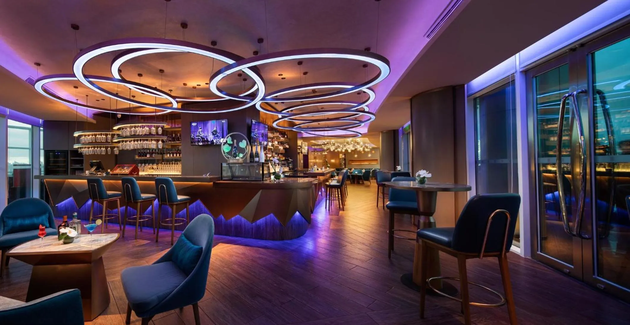 Restaurant/places to eat in InterContinental Haikou Seaview by IHG