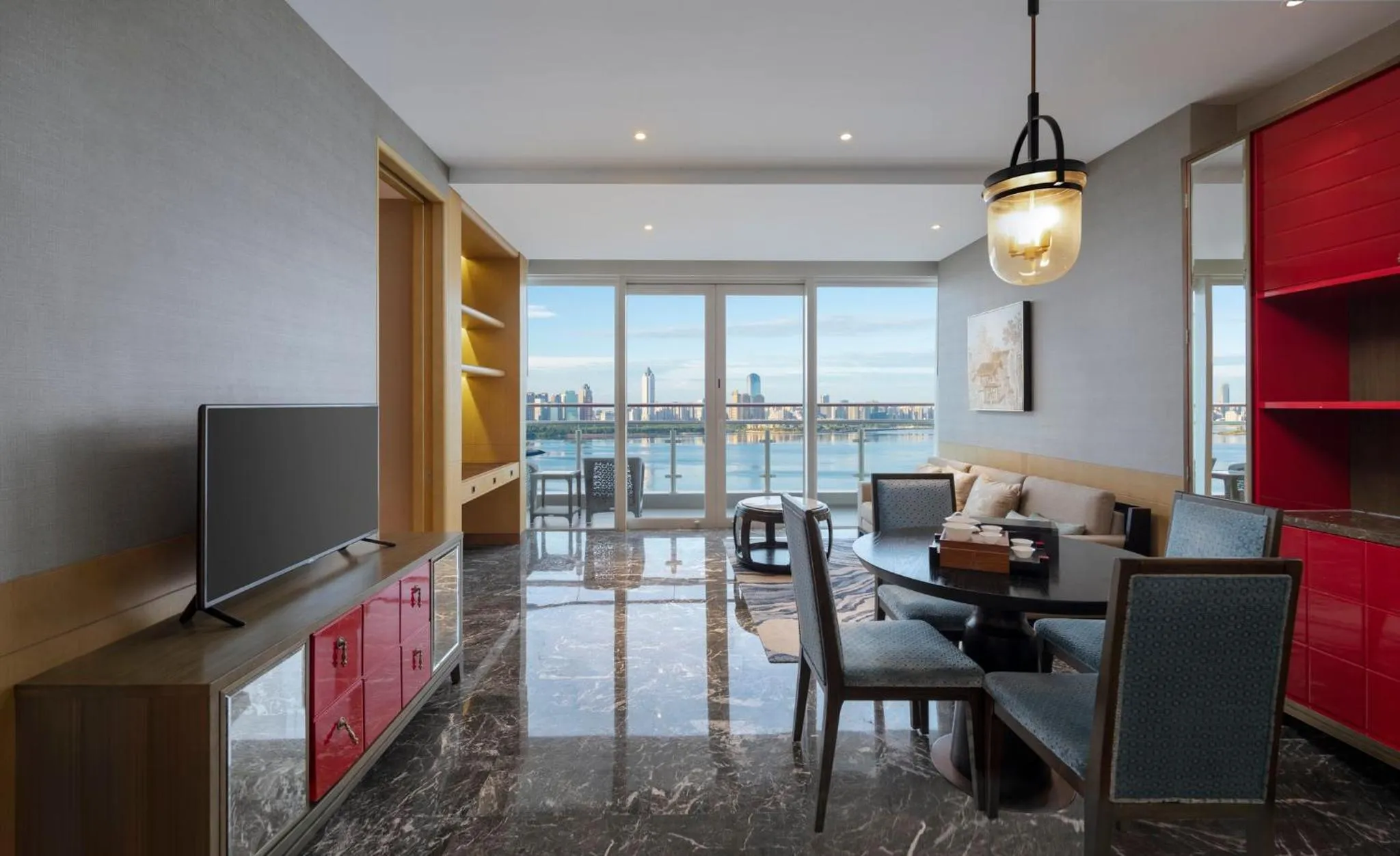 Photo of the whole room in InterContinental Haikou Seaview by IHG