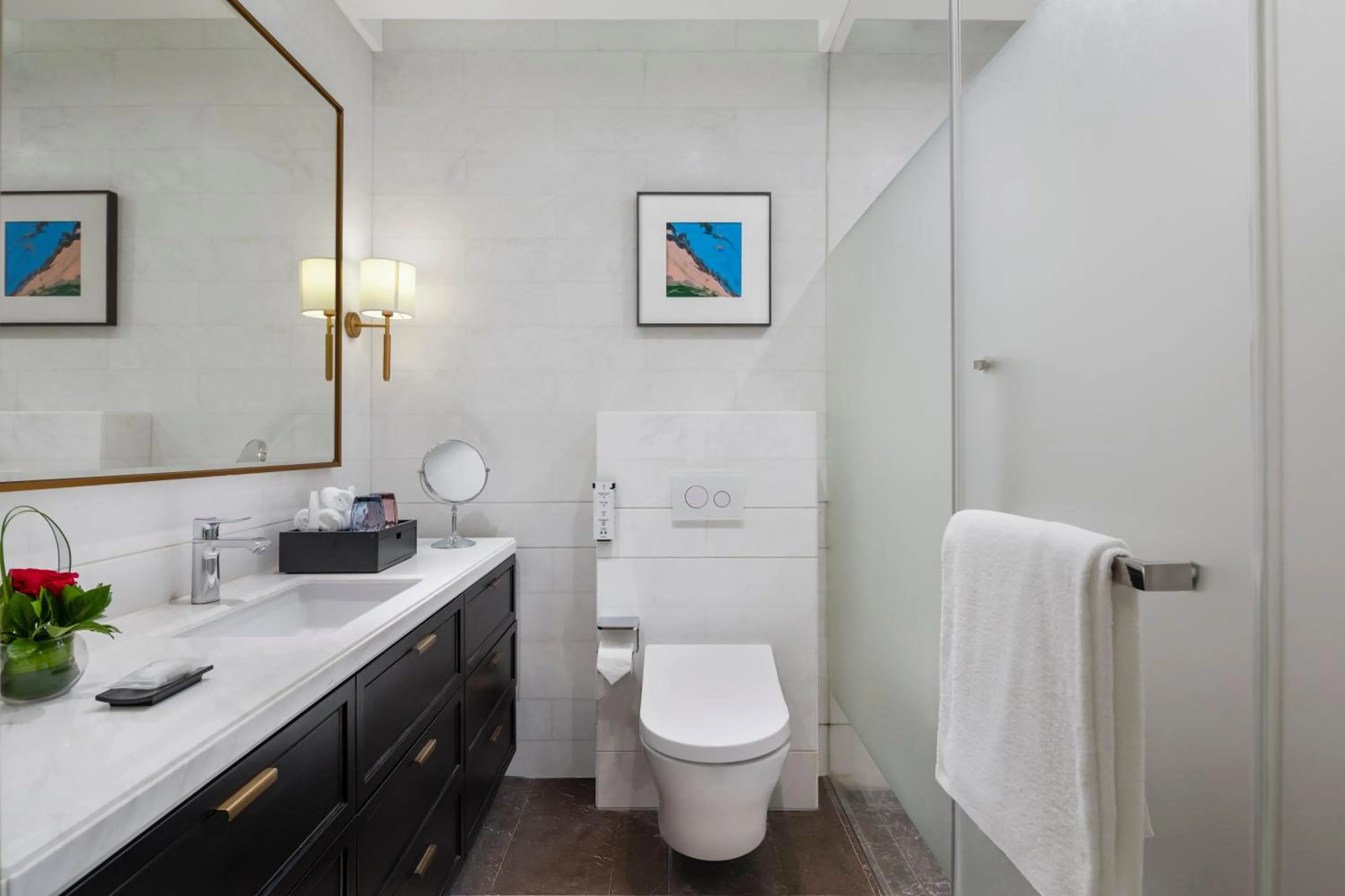 Bathroom in InterContinental Haikou Seaview by IHG