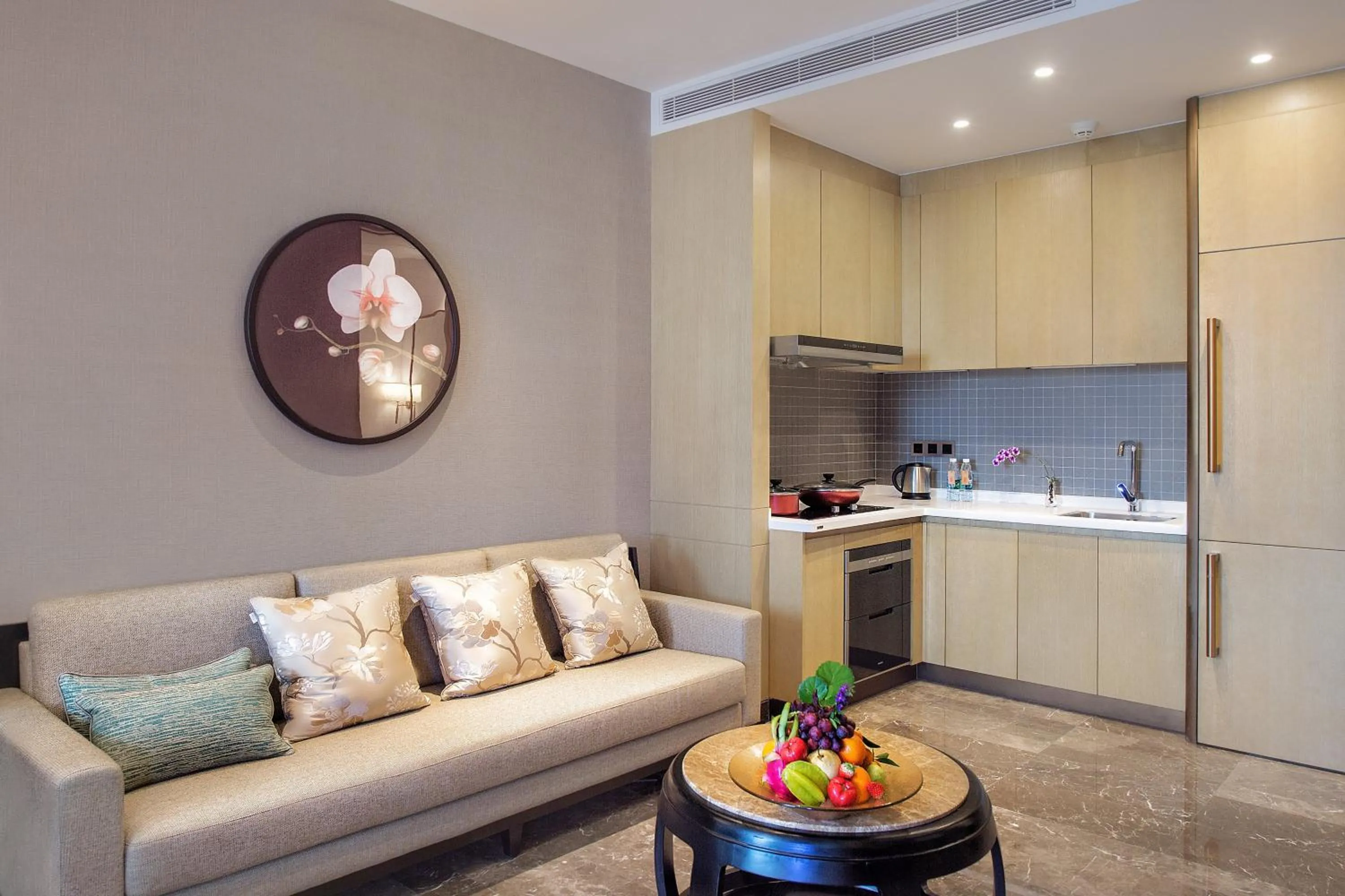 Photo of the whole room in InterContinental Haikou Seaview by IHG