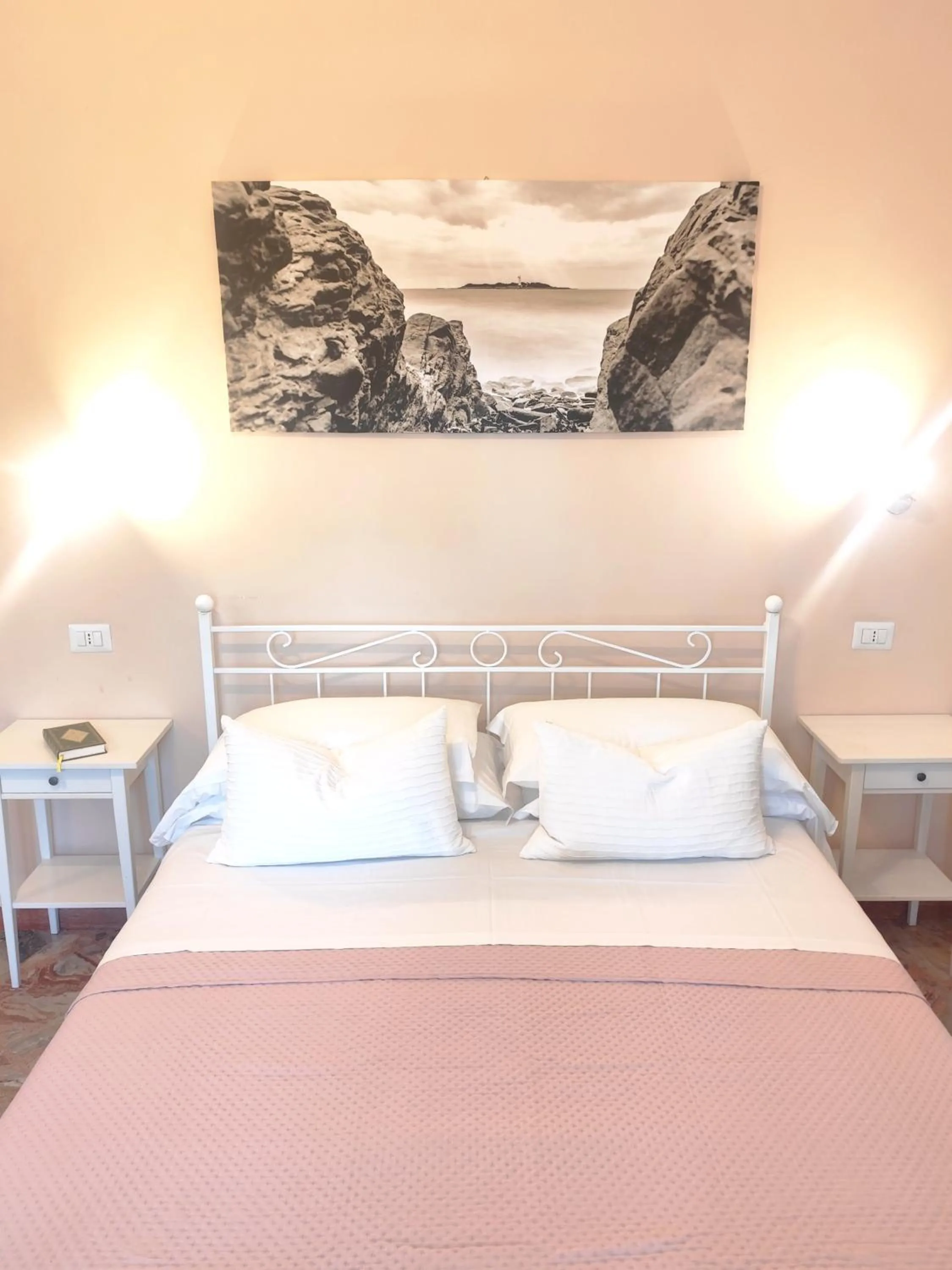 Bed in B&B Posidonia