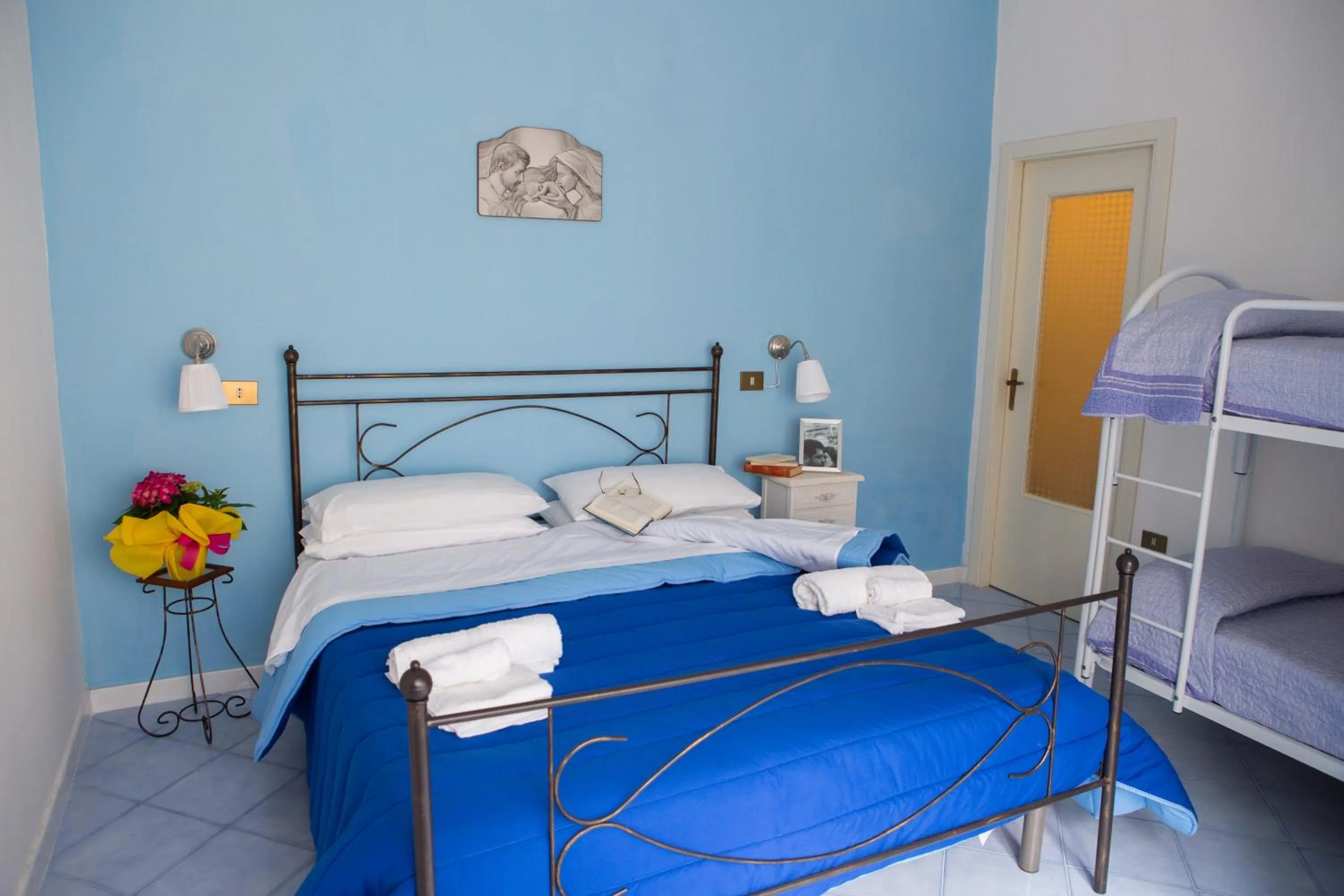 Bed in B&B Posidonia