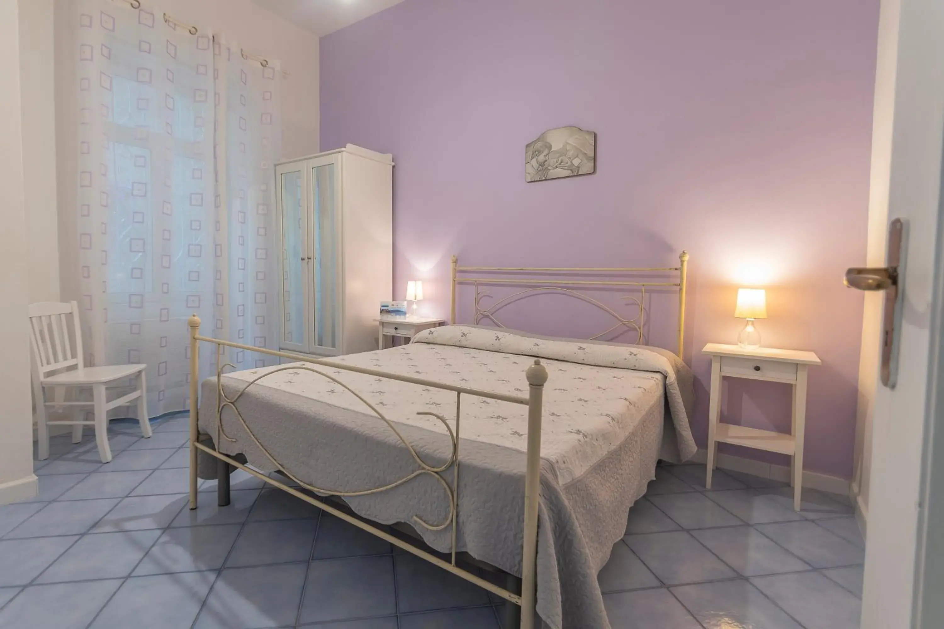 Double Room with Private Bathroom - single occupancy in B&B Posidonia Double Room with Private Bathroom - single occupancy in B&B Posidonia