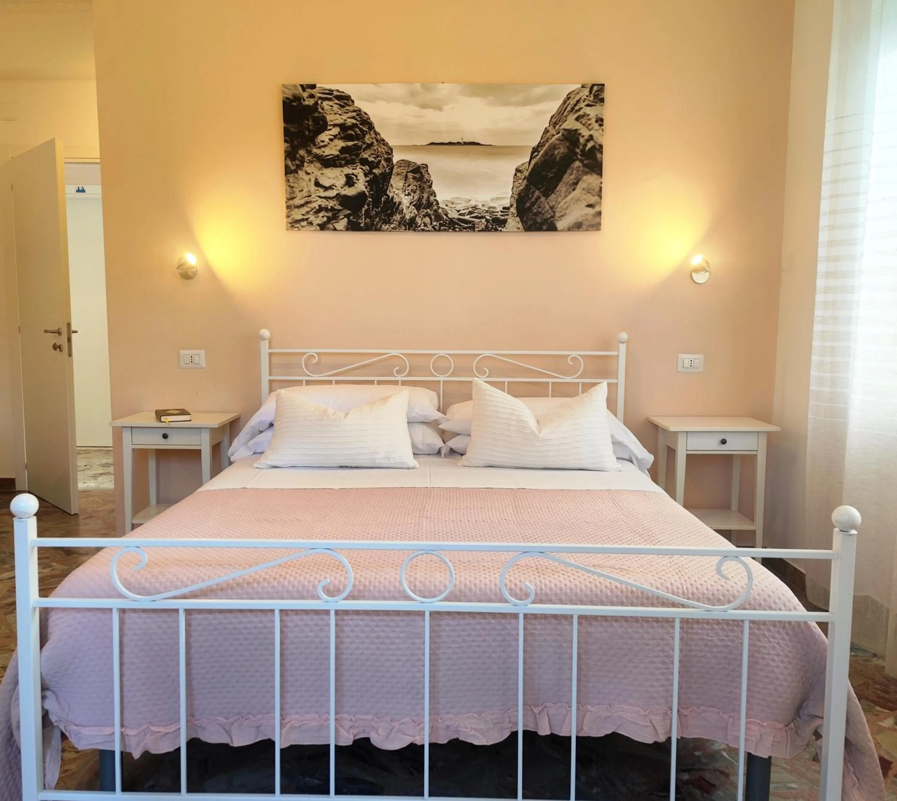 Bed in B&B Posidonia