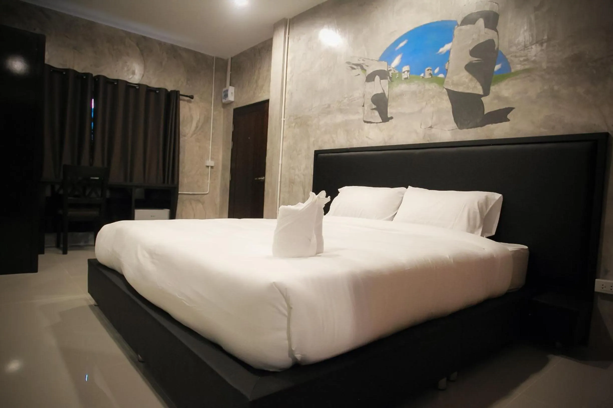 Photo of the whole room, Bed in B-Cozy Hotel