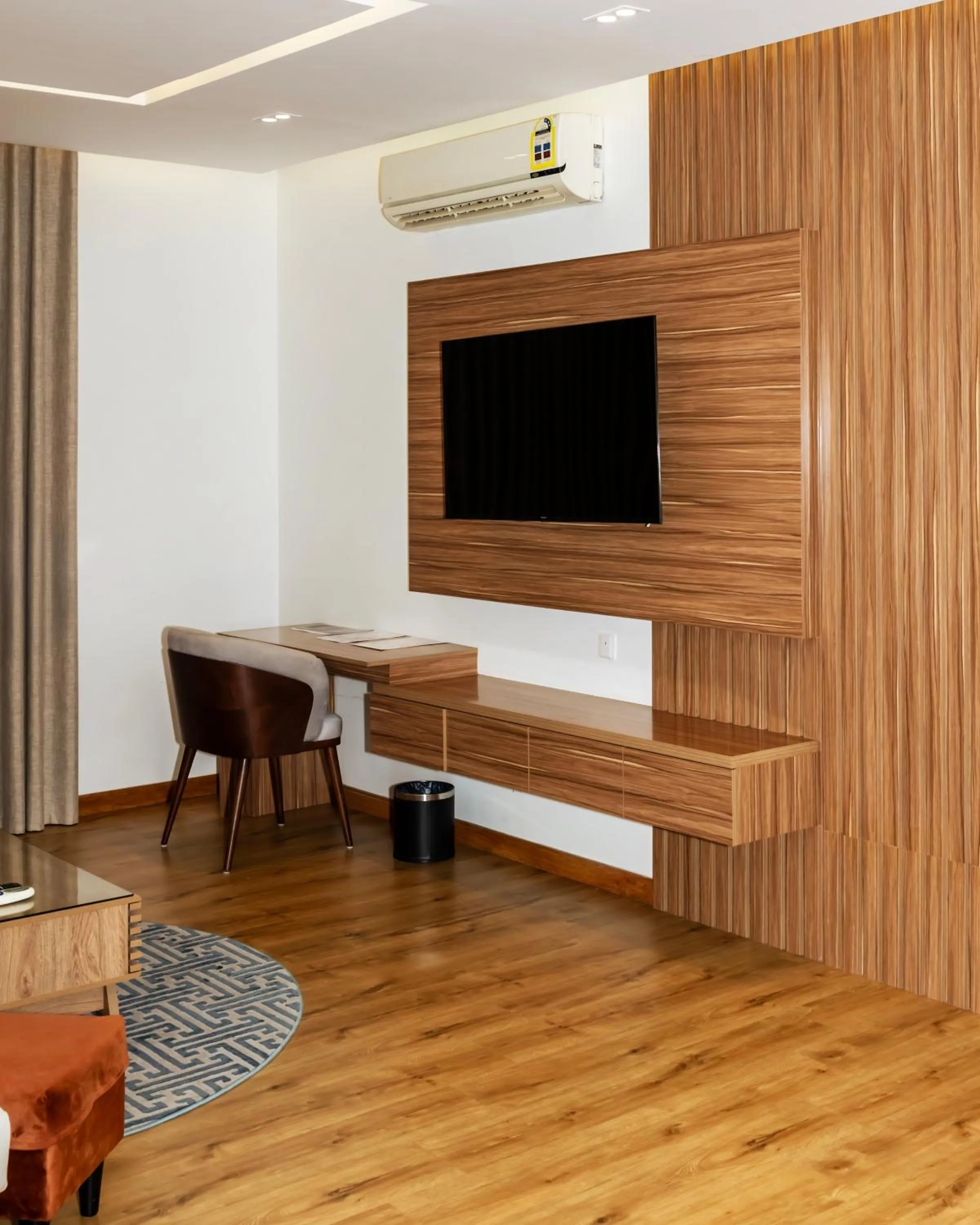 TV and multimedia in Villa Misk Dammam