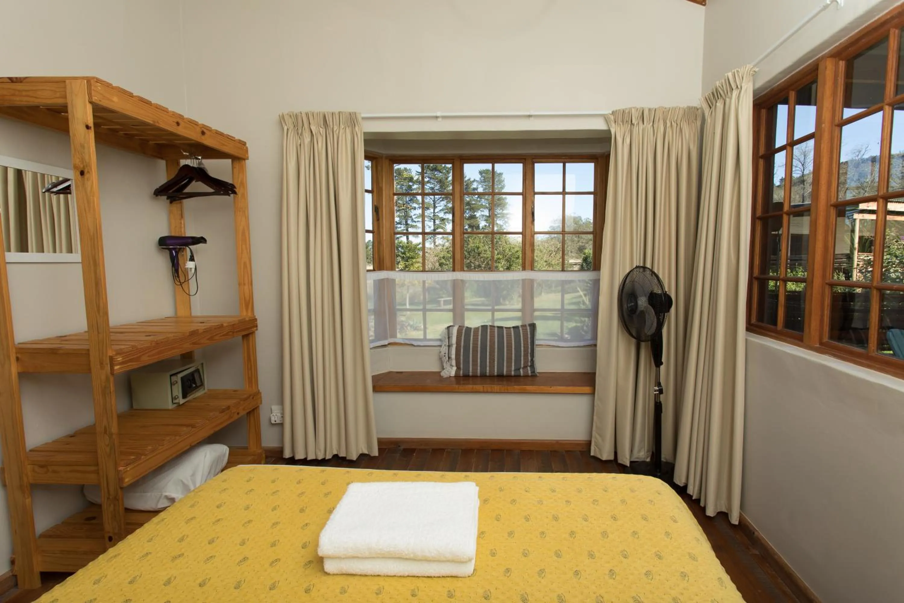 Bedroom, Bed in Bella Manga Country Escape