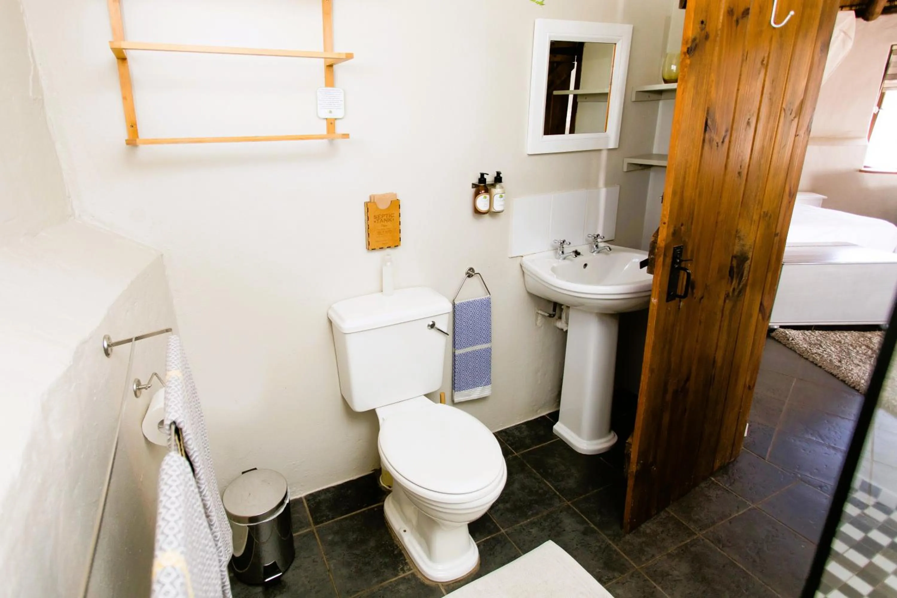 Bathroom in Bella Manga Country Escape