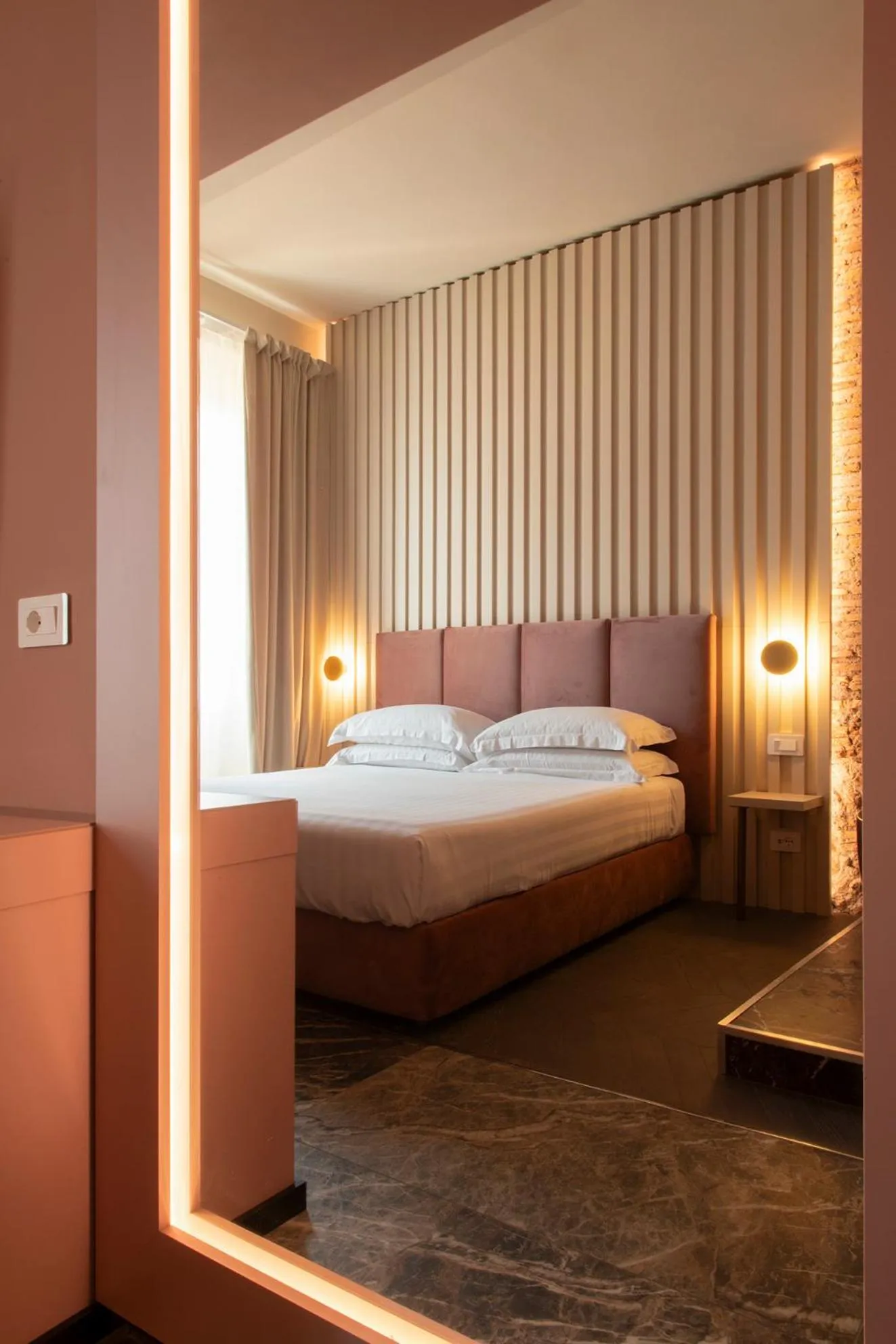 Bed in Colonna Suite Del Corso