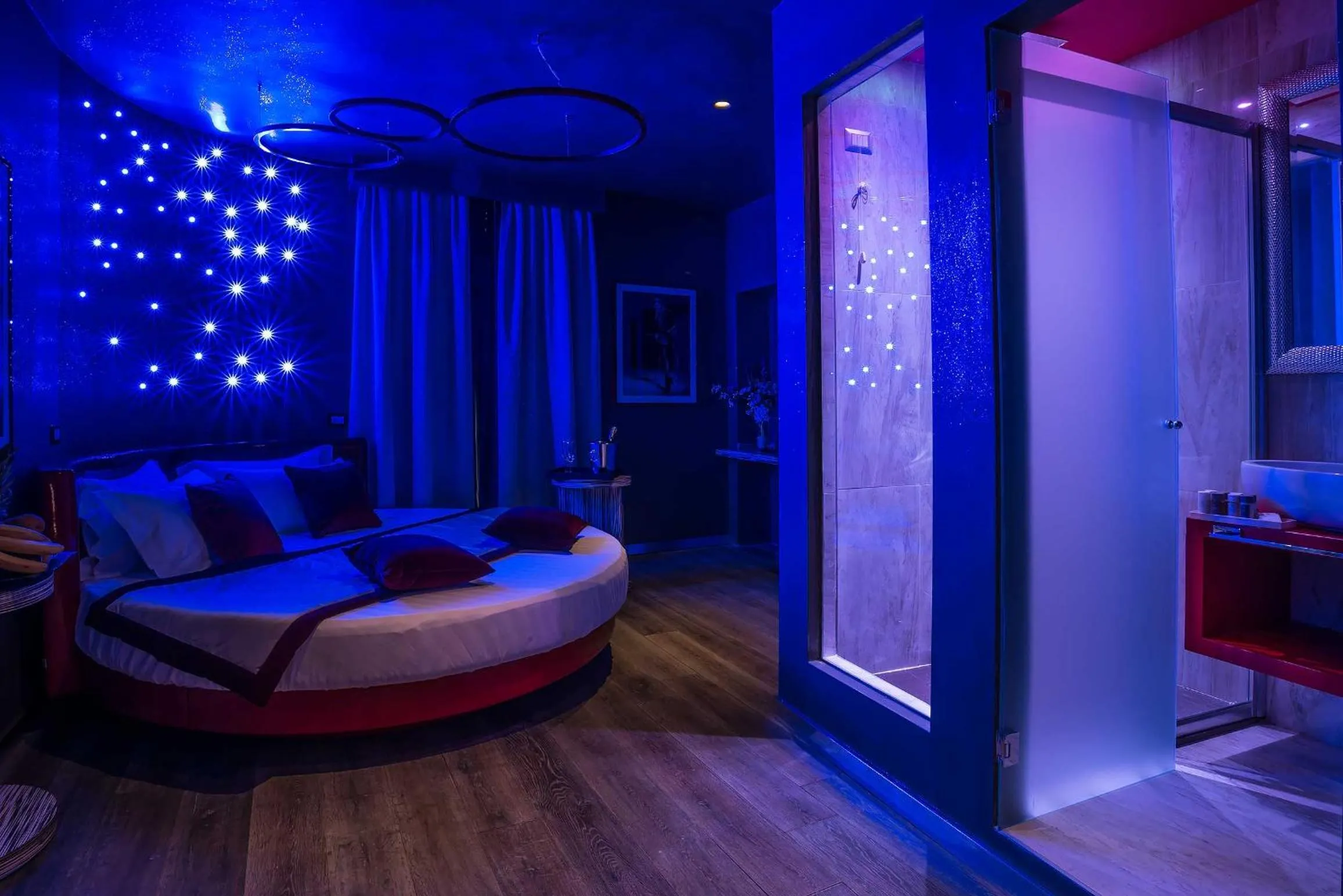 Photo of the whole room, Bed in Colonna Suite Del Corso