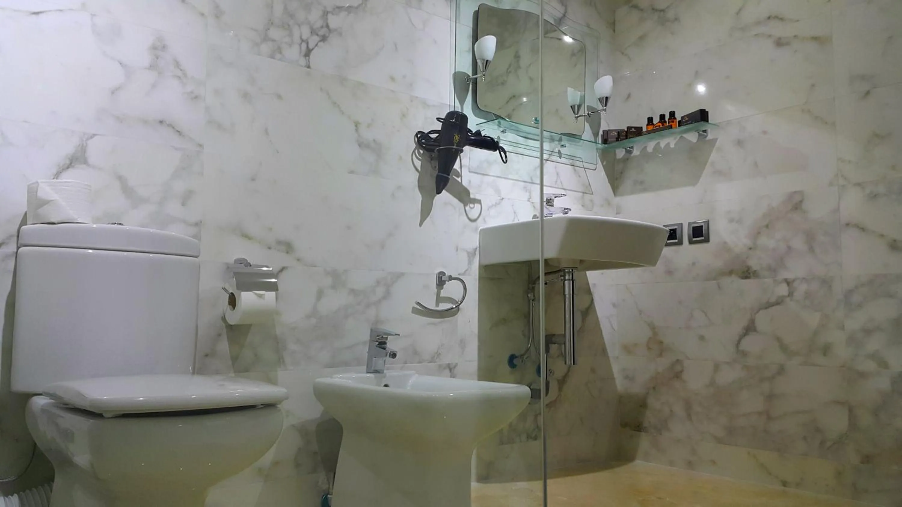 Bathroom in Appart Hôtel Mouna