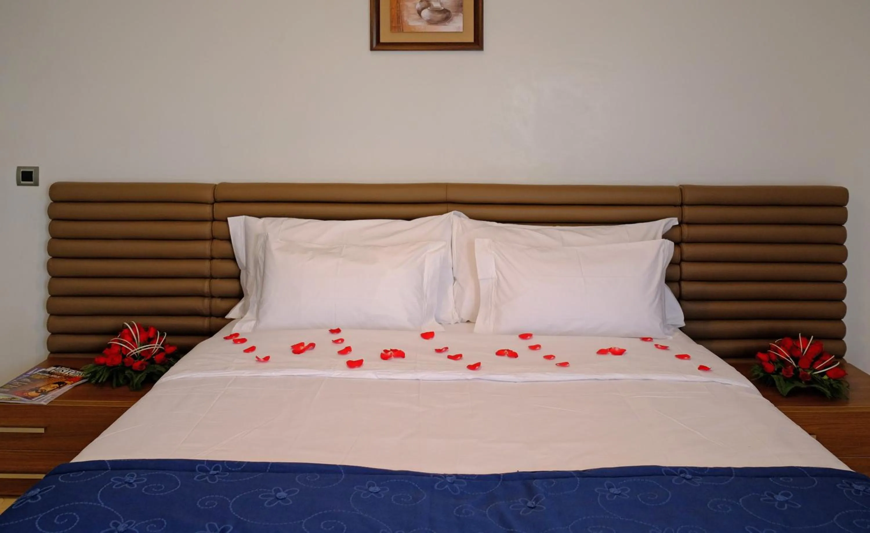 Bed in Appart Hôtel Mouna