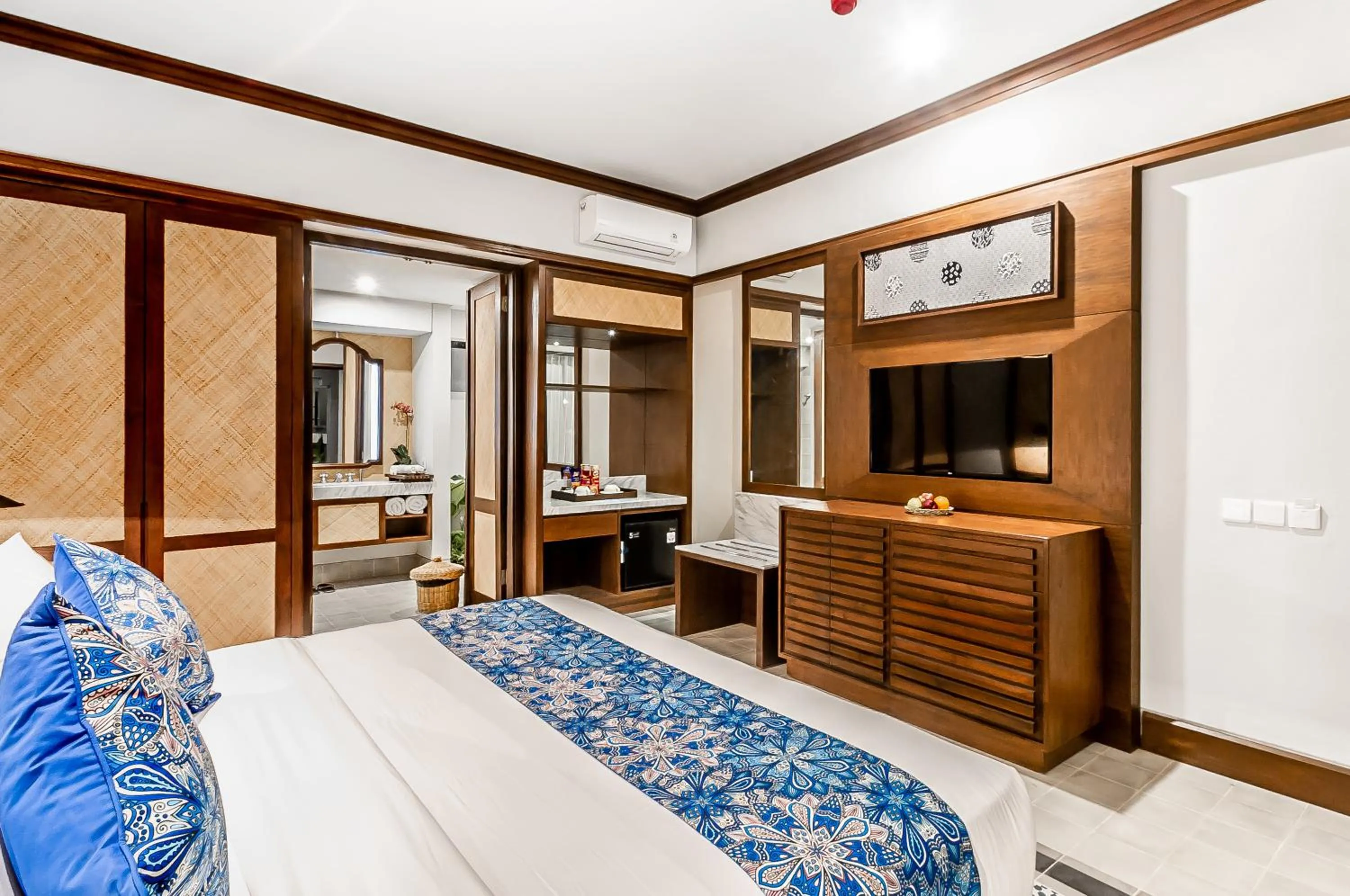 Premier Room in Lovina Beach Club & Resort