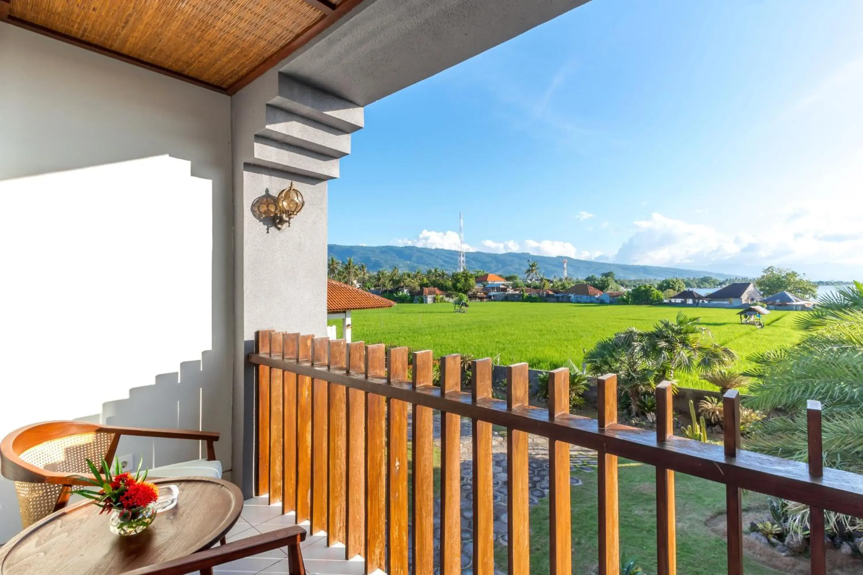 Deluxe Ocean Room in Lovina Beach Club & Resort Deluxe Ocean Room in Lovina Beach Club & Resort