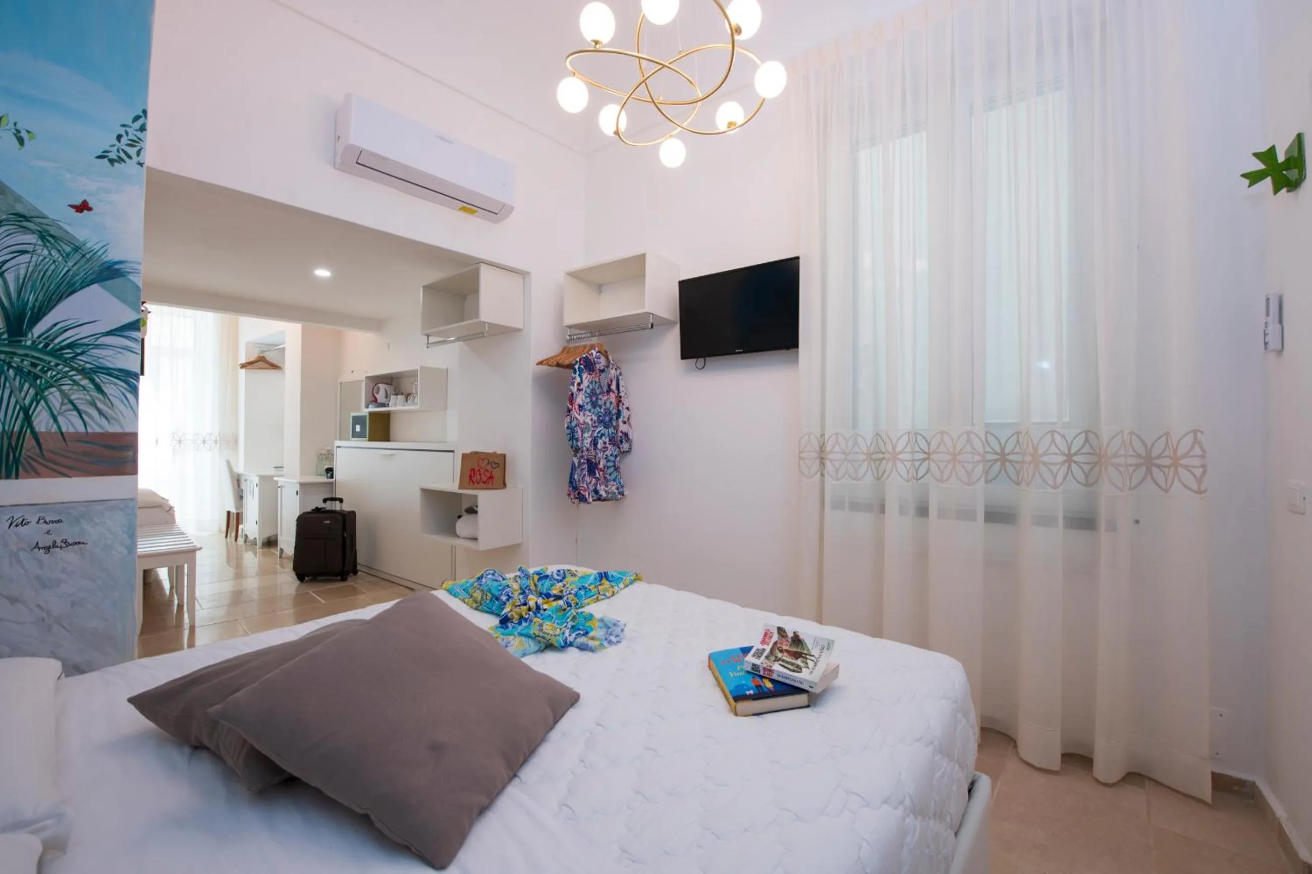 Bed in Hotel Antica Repubblica in Amalfi center at 100mt from the sea